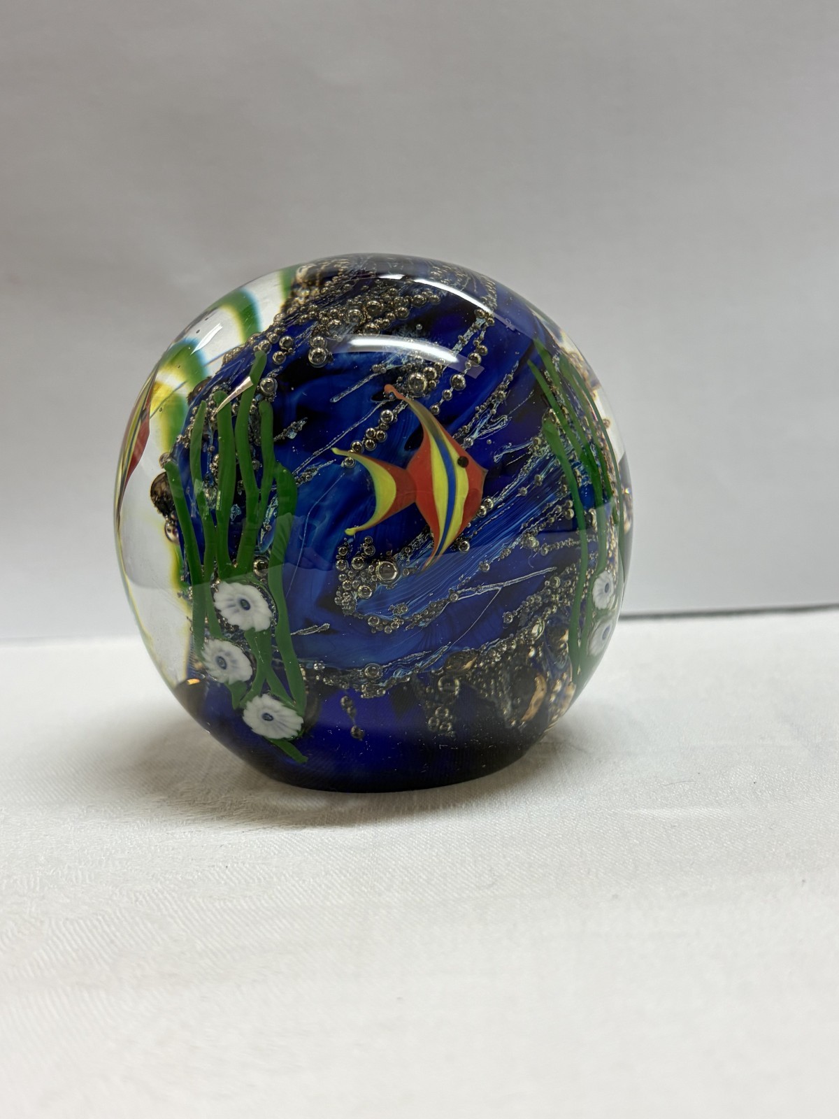 Zellique Studio Art Glass Paperweight Ocean Angelfish Reef Signed JM 1995 Vintag