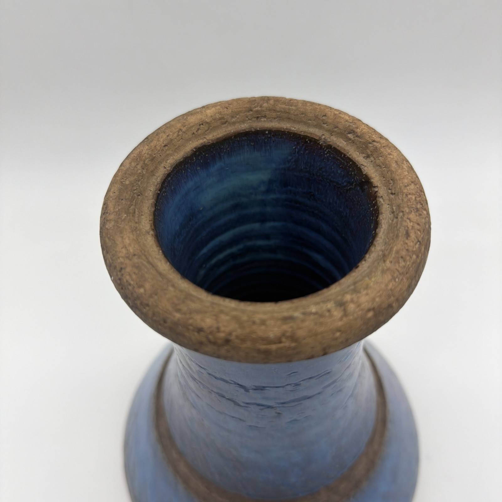 Mid Century Modern Raymor Bitossi Italy Large 10 3/4″ Tall Blue Pottery Vase *