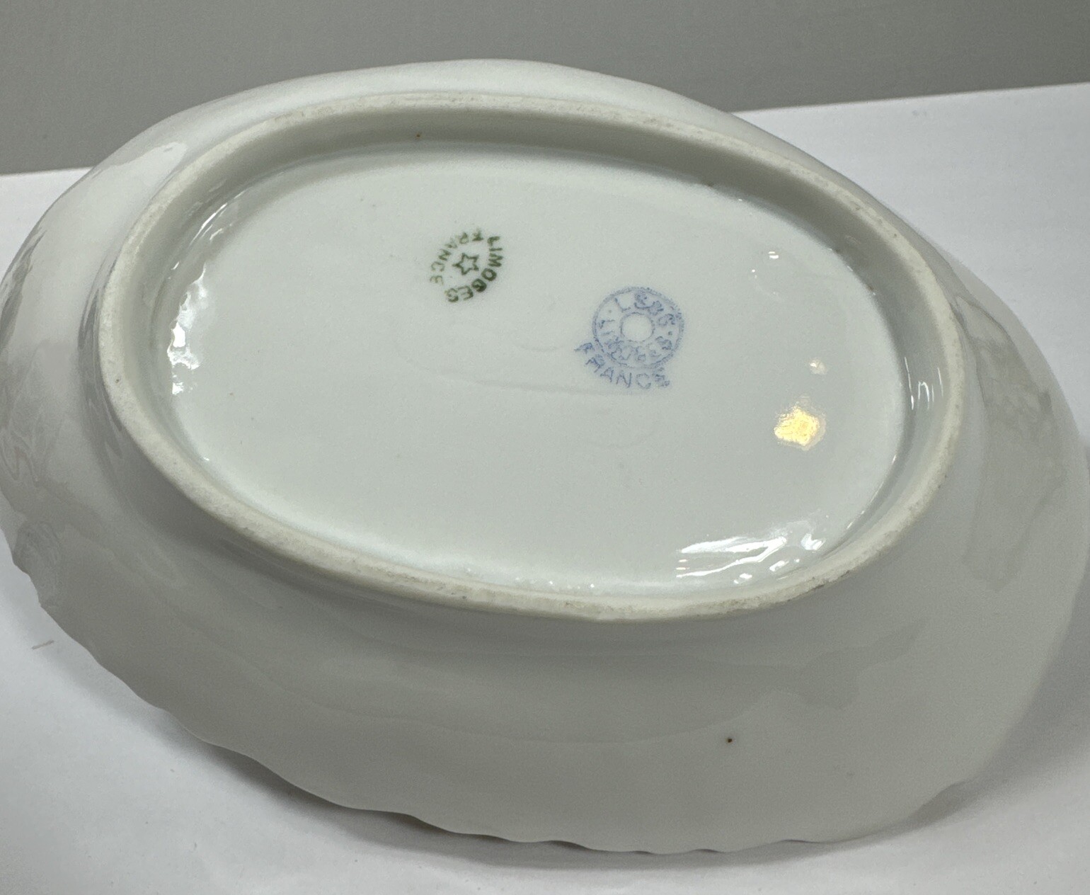 Antique Limoges Hand Painted Floral & Gold Gilt Handled Basket Dish See Descrip.
