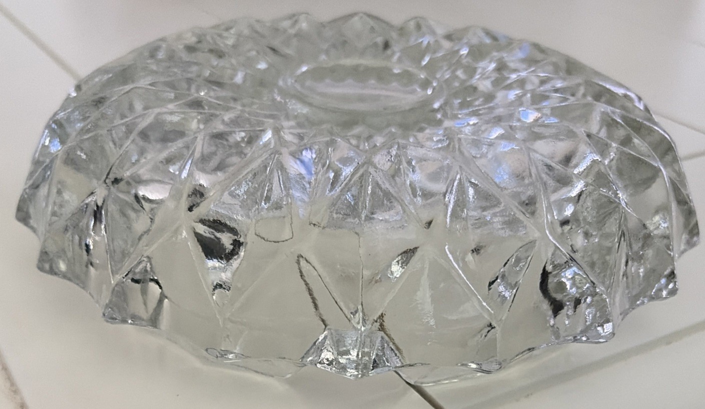 Vintage MCM Crystal Glass Ashtray Starburst Pattern 7” Heavy G2-296