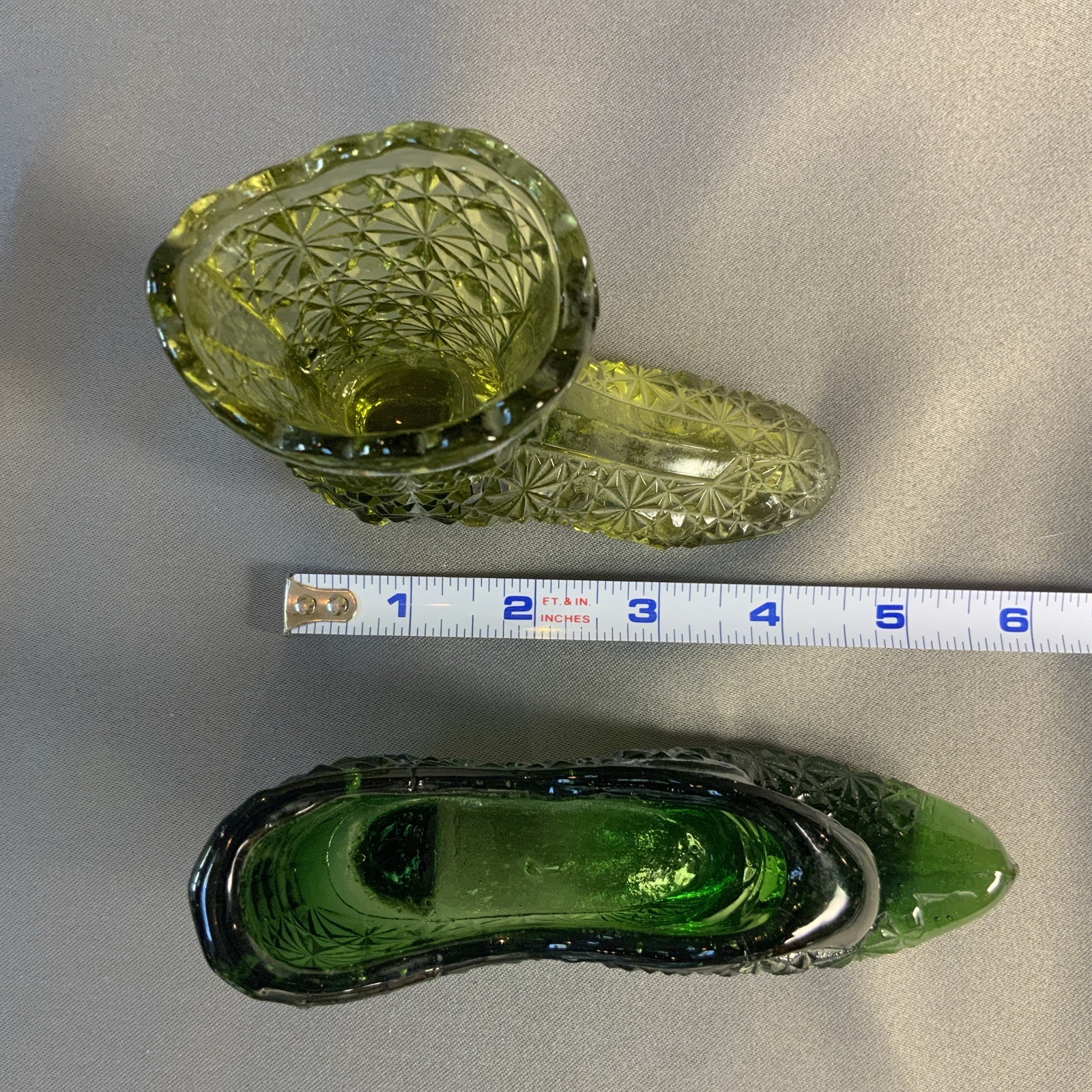 VTG Fenton Daisy & Button Avocado Glass Boot & Taiwan GlassEmerald Slipper Shoe