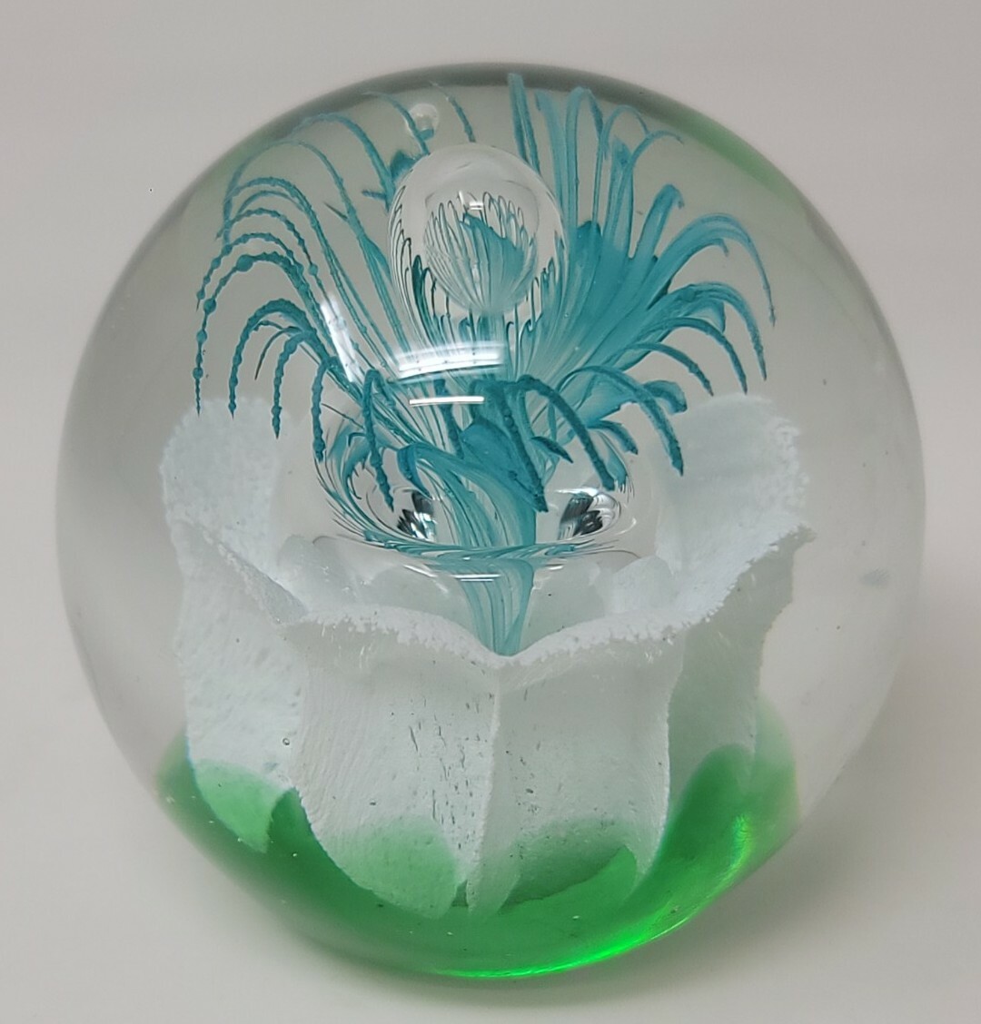Blown Glass Flower and Bubble Paperweight Blue Green White 3″ DIA Vintage