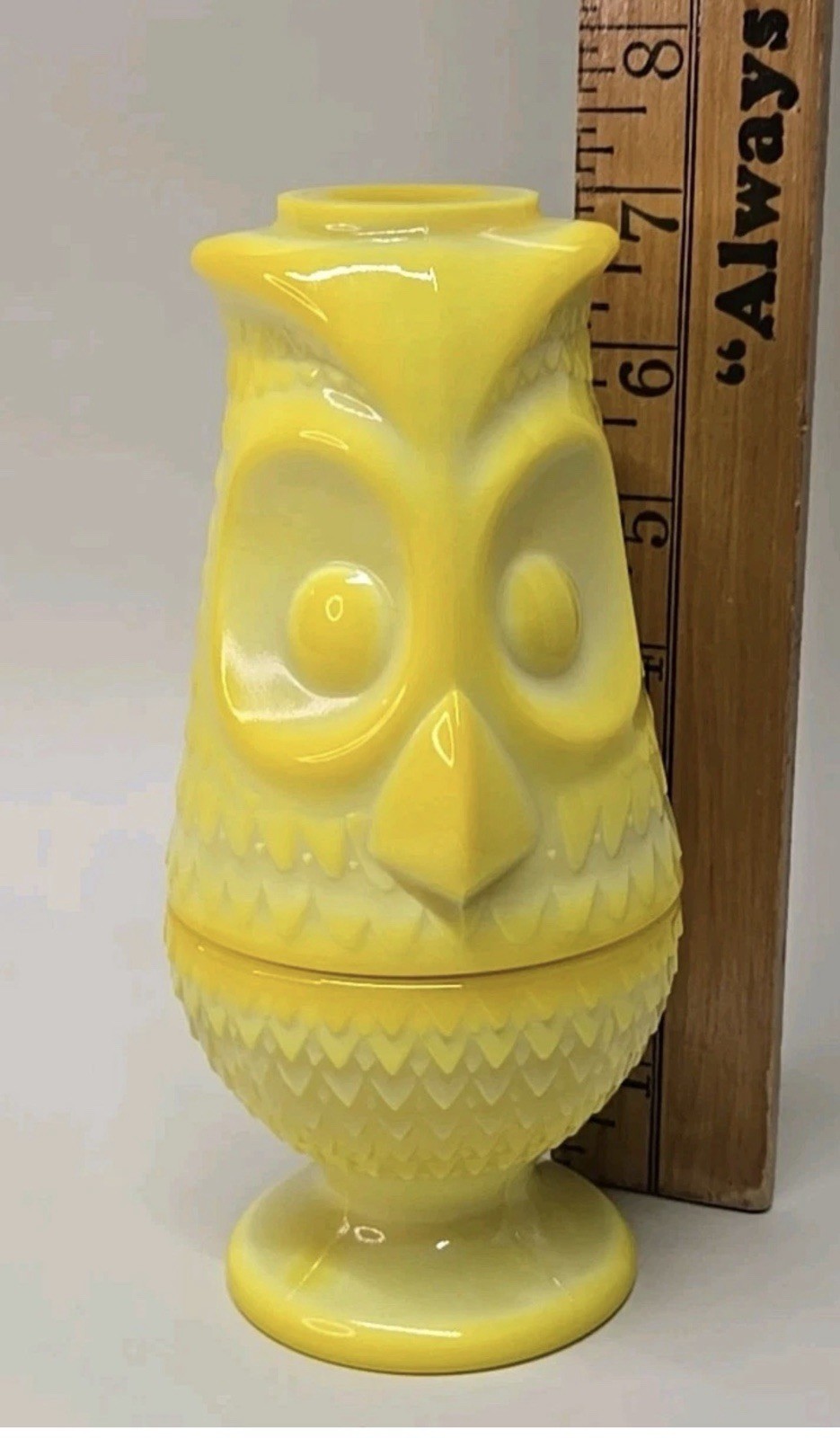 MOSSER VIKING MOLD DANDELION YELLOW GLASS OWL FAIRY LAMP LIGHT NEWEST RELEASE