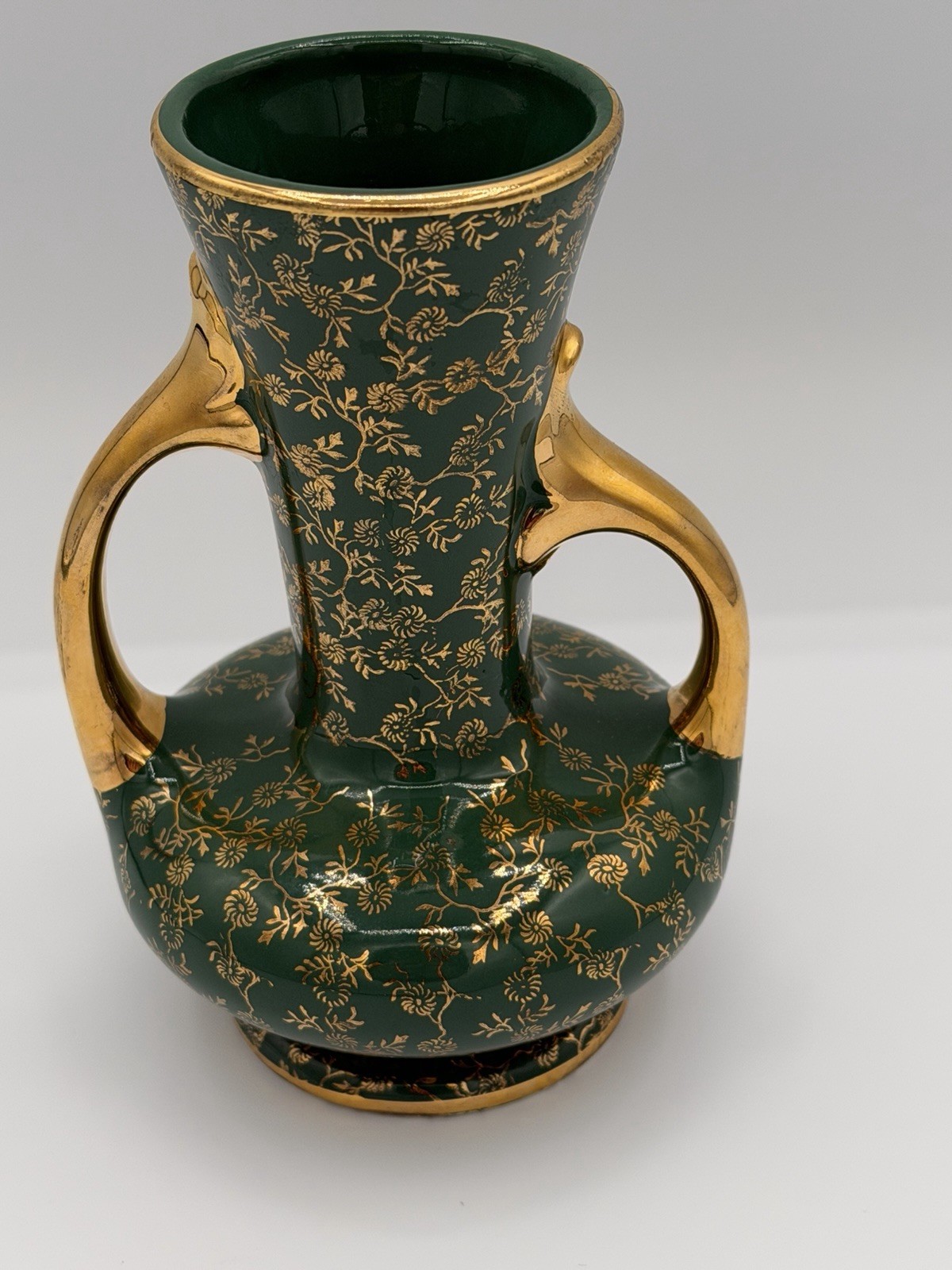 Pearl China Co. Hand Decorated Double-Handle Floral Vase Green/Gold USA