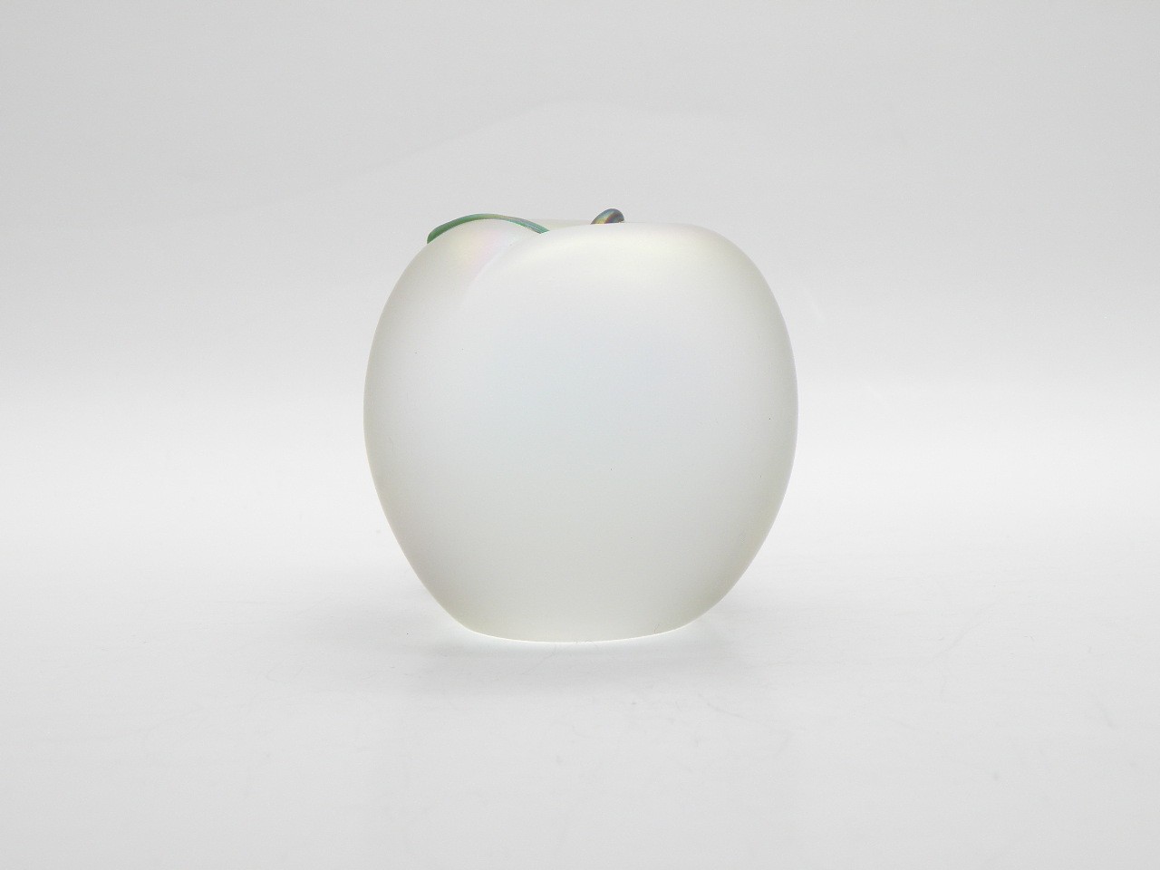 Vtg Zellique Studios Iridescent Frosted Glass Apple 1999 Artist Signed Morel