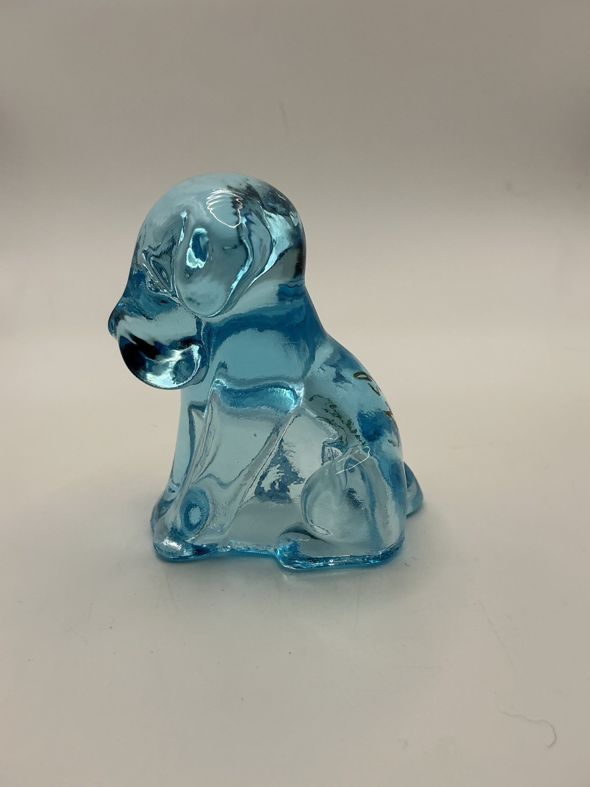 Boyd’s Crystal Art Glass Signed Bernard Boyd POOCHE the DOG ALICE BLUE ?