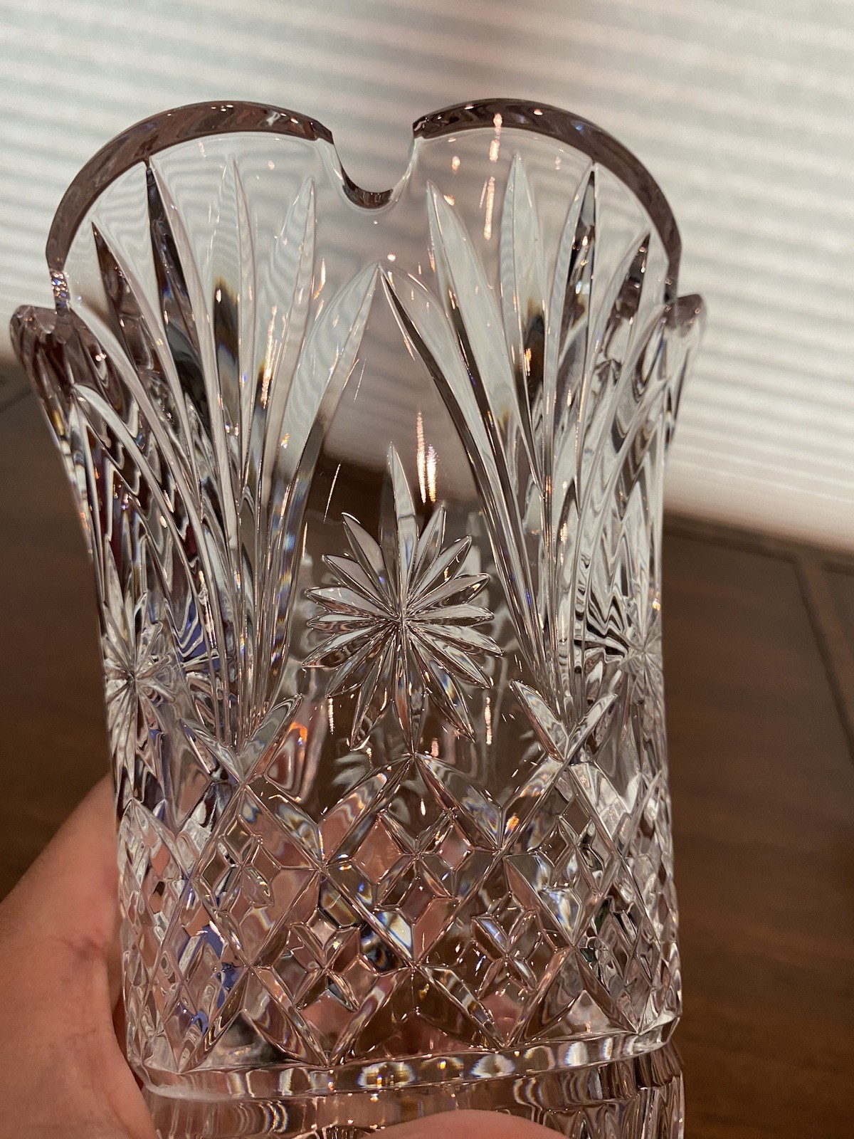 STUNNING VTG 1996 PETER KELLY WATERFORD Crystal ARTISAN Footed Vase SIGNED 10″H