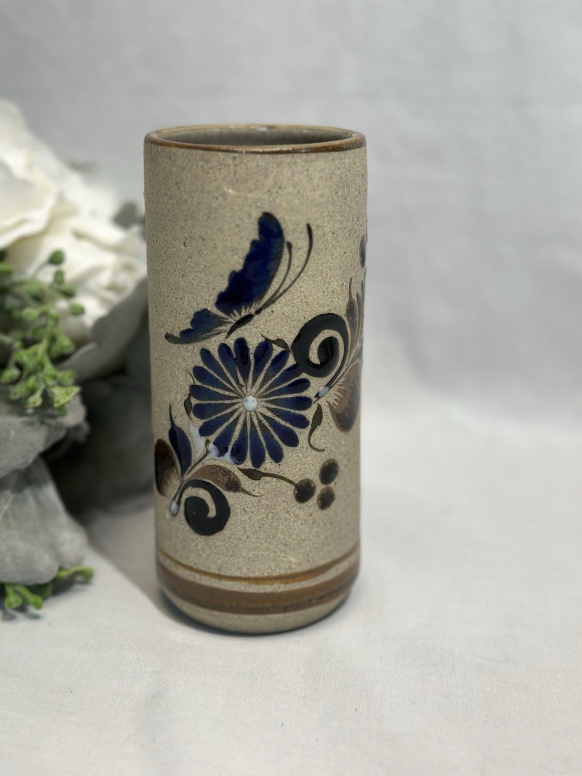 Vintage Signed Tonala Mexican Pottery Vase Hand Painted Folk Art 6” Tall
