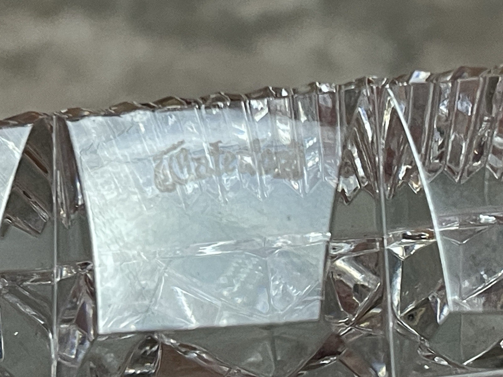 Vintage Waterford Crystal Pyramid With 3 Different Cuts Paperweight ( flaw )