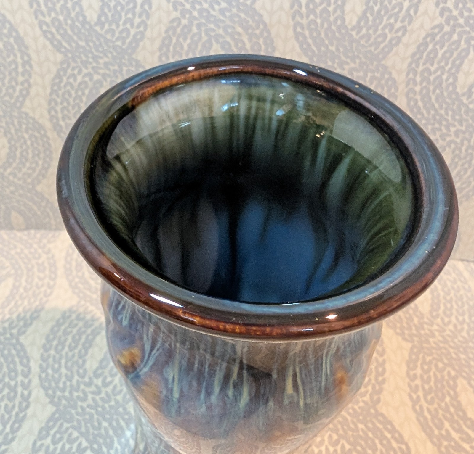 Bill Campbell Vintage Pottery Lotus Vase Drip Glaze 7 5/8” Signed EUC