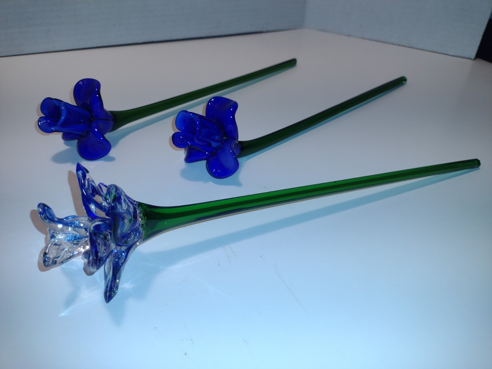 Vintage Art Glass Hand Blown Flowers Set of 3 Green Stem, 10″