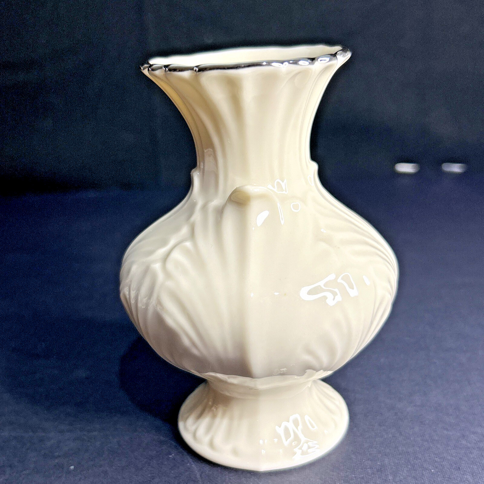 Vtg Lenox Elfin Collection Bud Vase Ivory Platinum Trim Embossed Detail 4.5″Tall