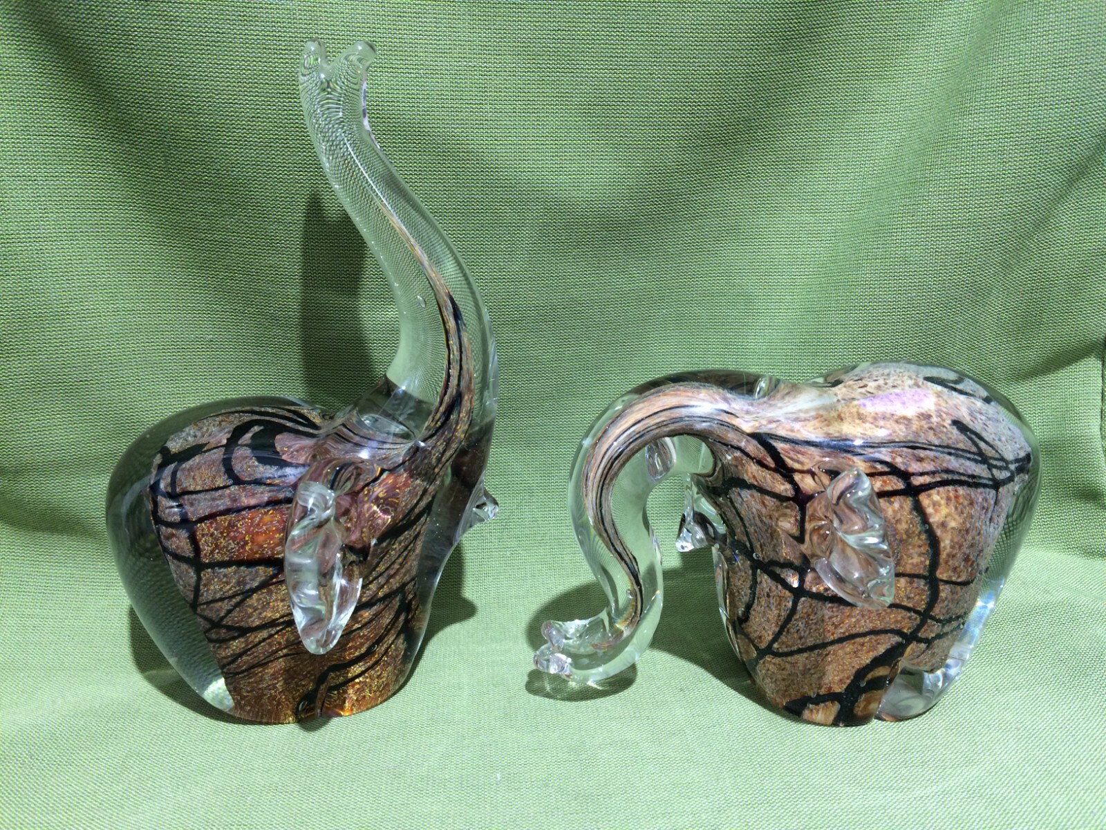 2 DALE TIFFANY ART BLOWN GLASS ELEPHANT WITH TRUNK UP/DOWN FIGURINE