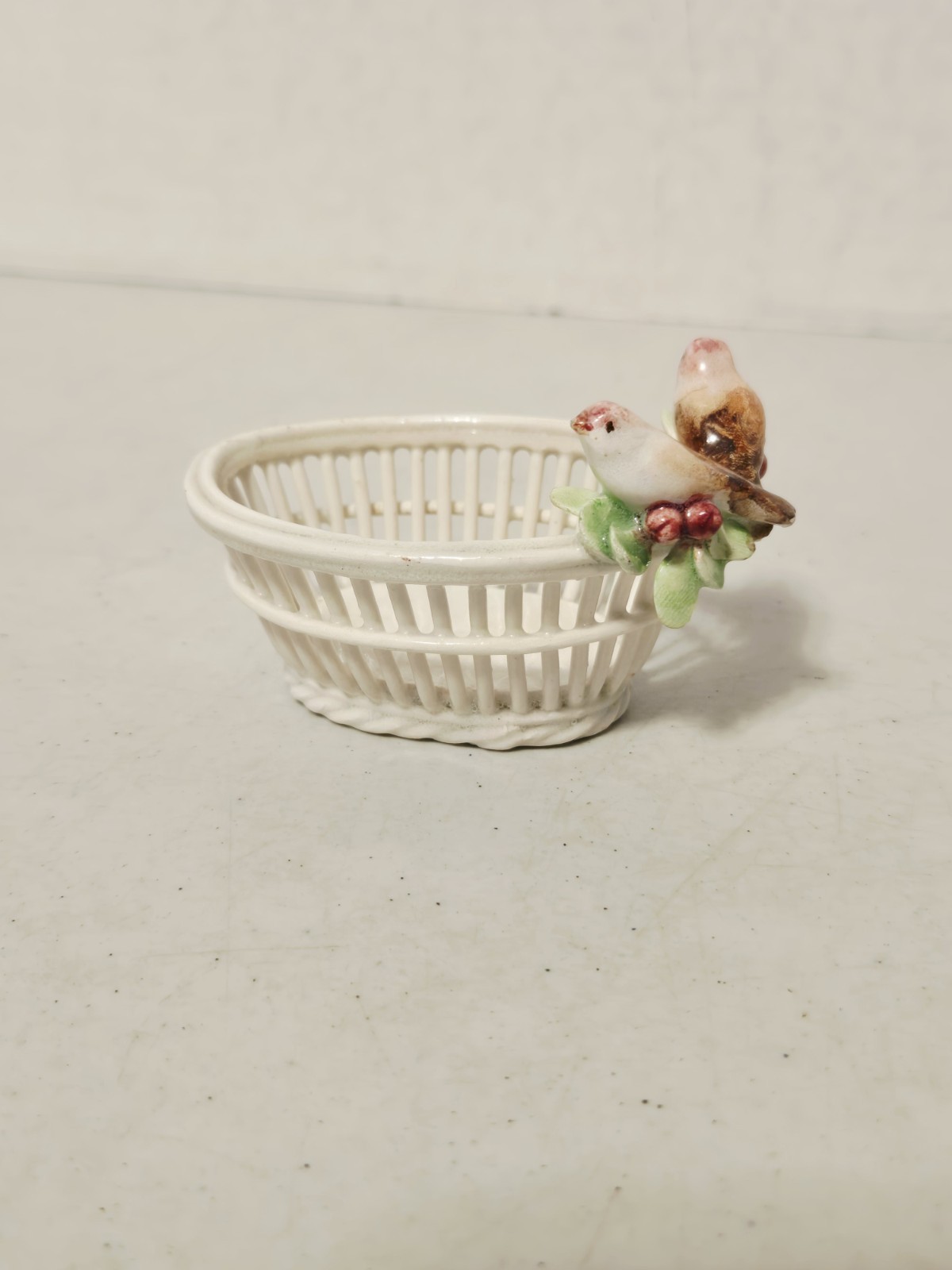 Vintage 1950s Capodimonte Style Woven Porcelain Bird Basket Made In Italy