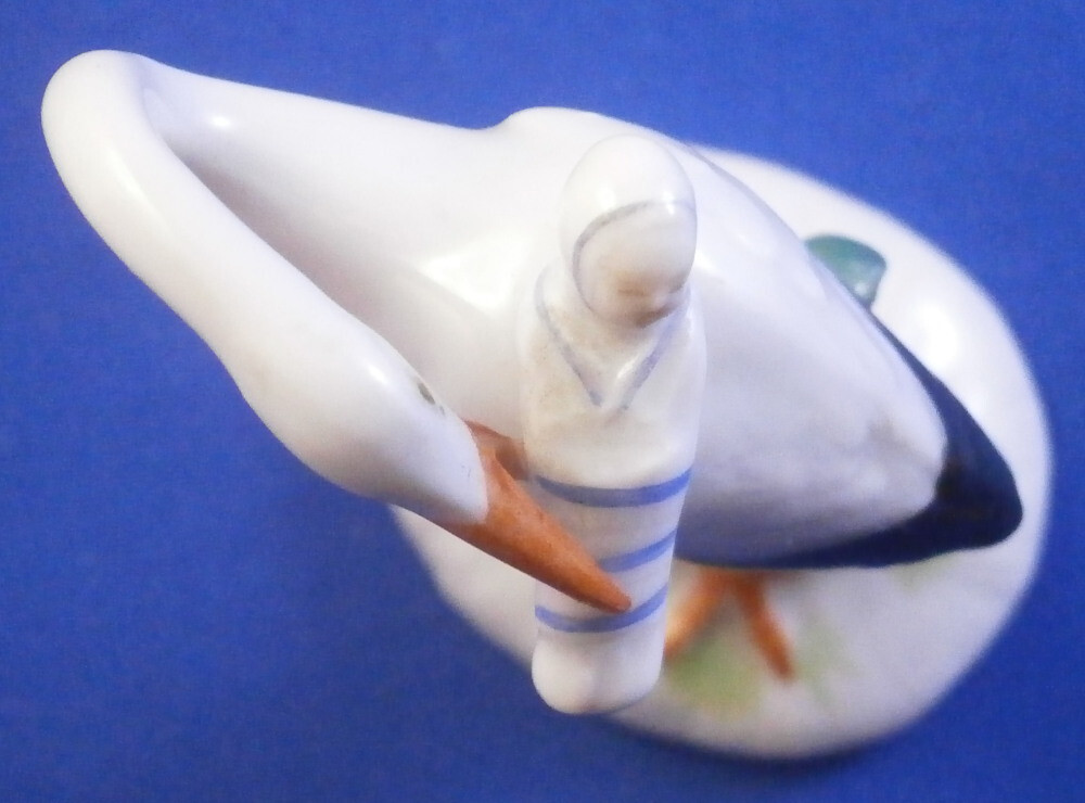 Antique 19tC Meissen Porcelain Miniature Stork w/ Baby Figurine Porzellan Figure