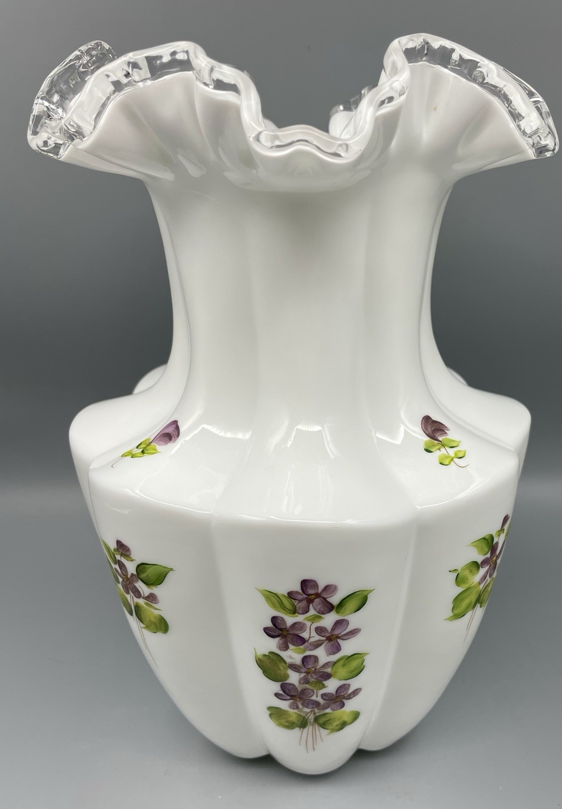 VINTAGE FENTON “VIOLETS IN THE SNOW” SILVER CREST 10″ VASE – Early No Mark