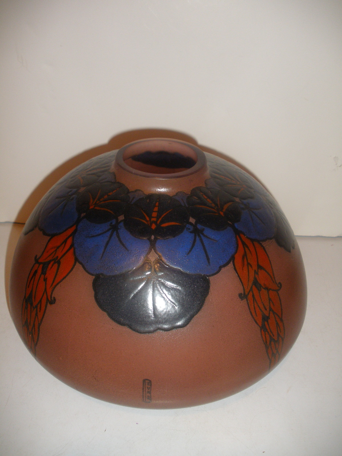 EXQUISITE ANTIQUE LEUNE / DAUM ART DECO GLASS LARGE ENAMEL VASE SIGNED LEUNE