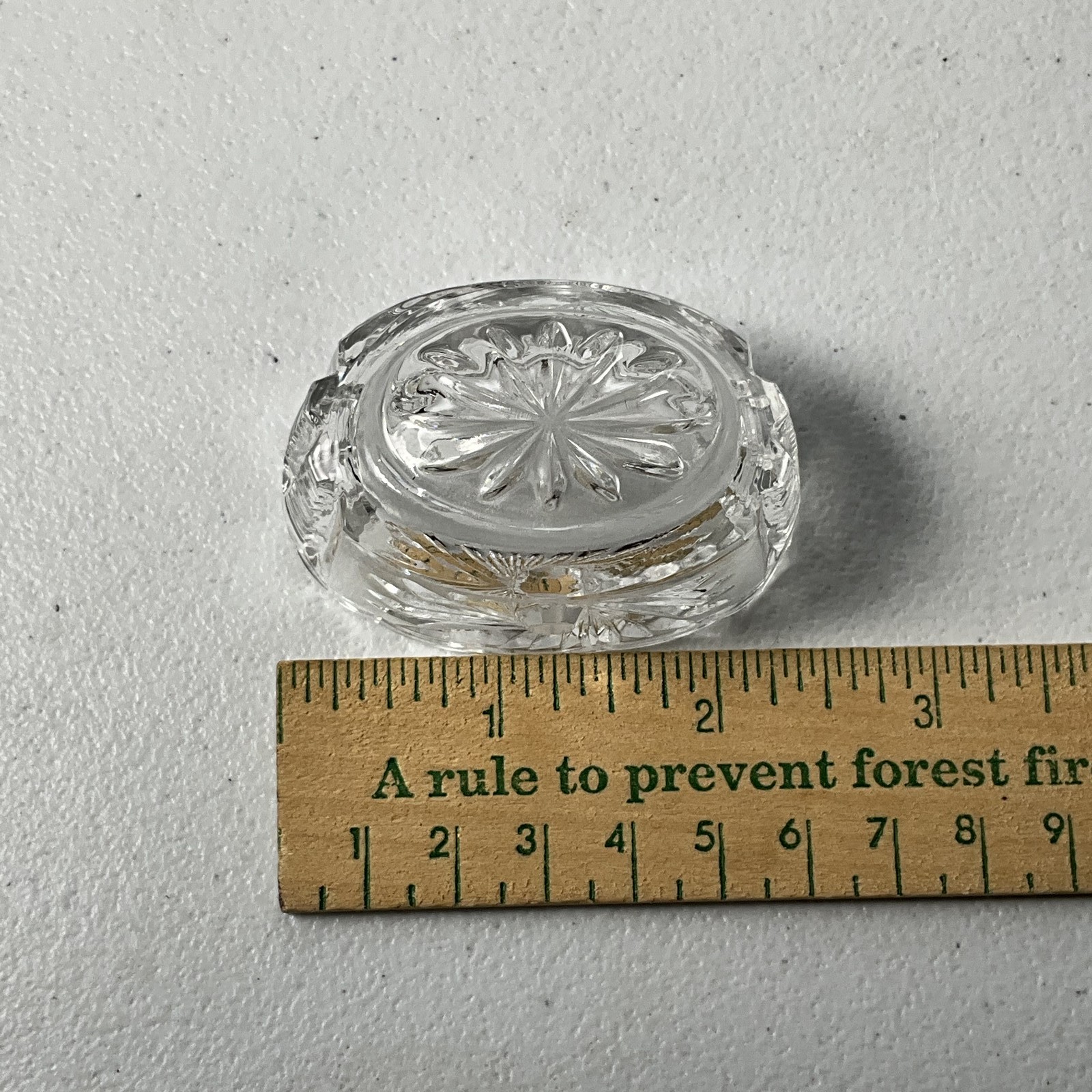 Vintage Cut Glass Crystal Salt Cellar Trinket Dish Scalloped Starburst Pattern
