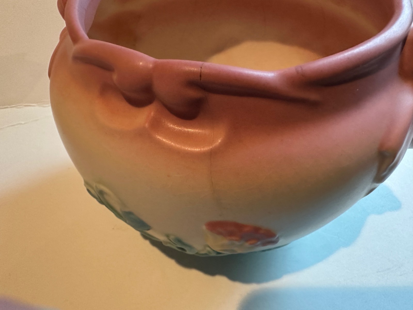Beautiful HULL ART POTTERY Bowknot Jardiniere B-18-5 3/4″