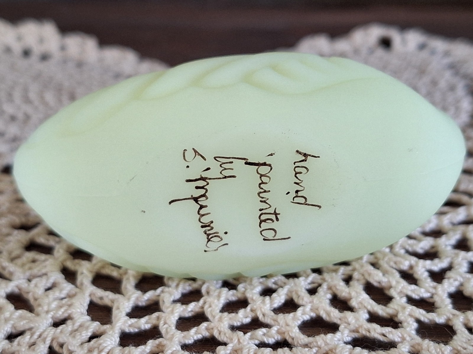 Fenton Roses On Custard Swan Uranium Glass UV Reactive Hand Painted Signed