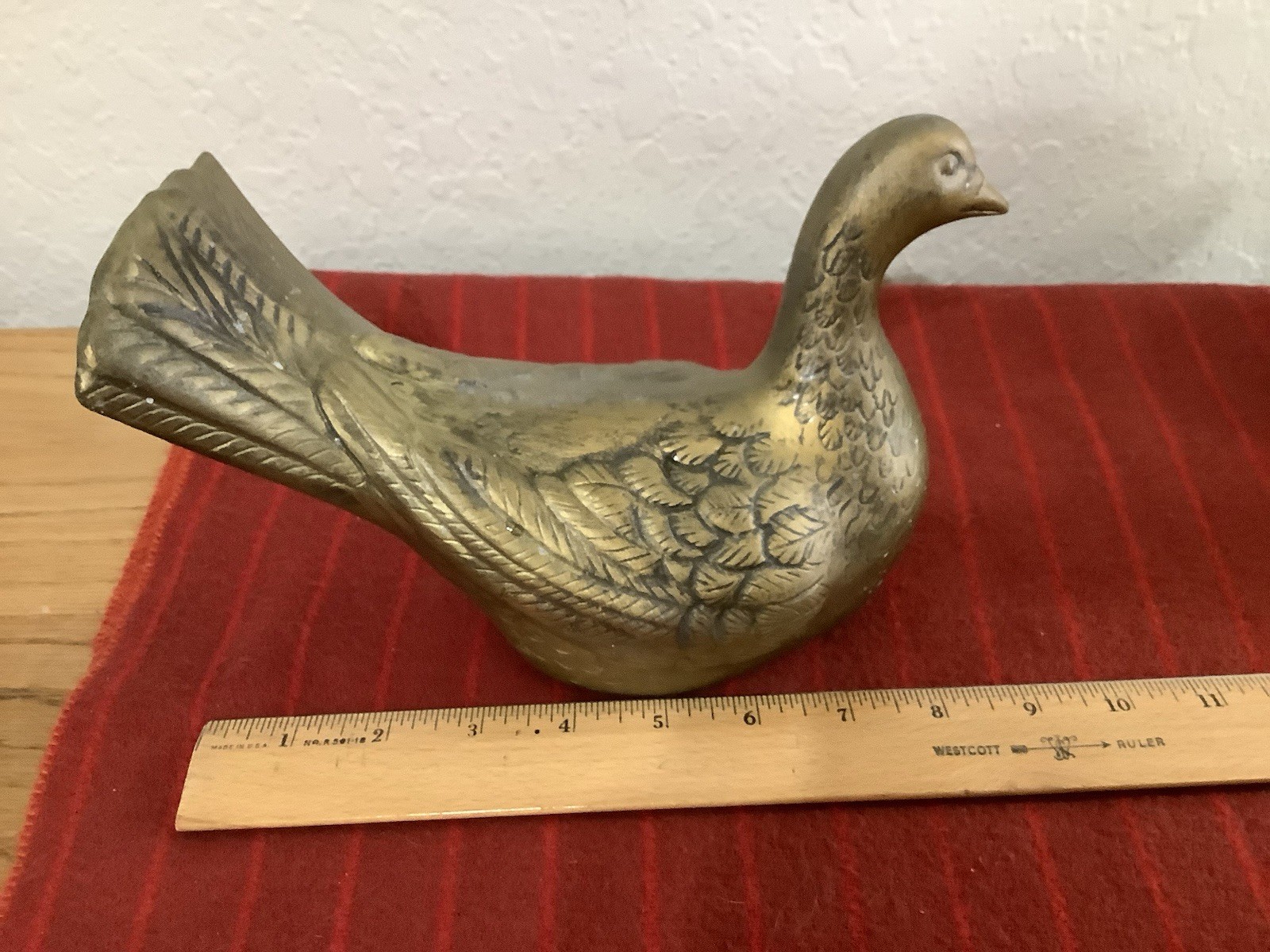 Vintage California Pottery 367 Gold Ceramic Turtle Doves Christmas MCM