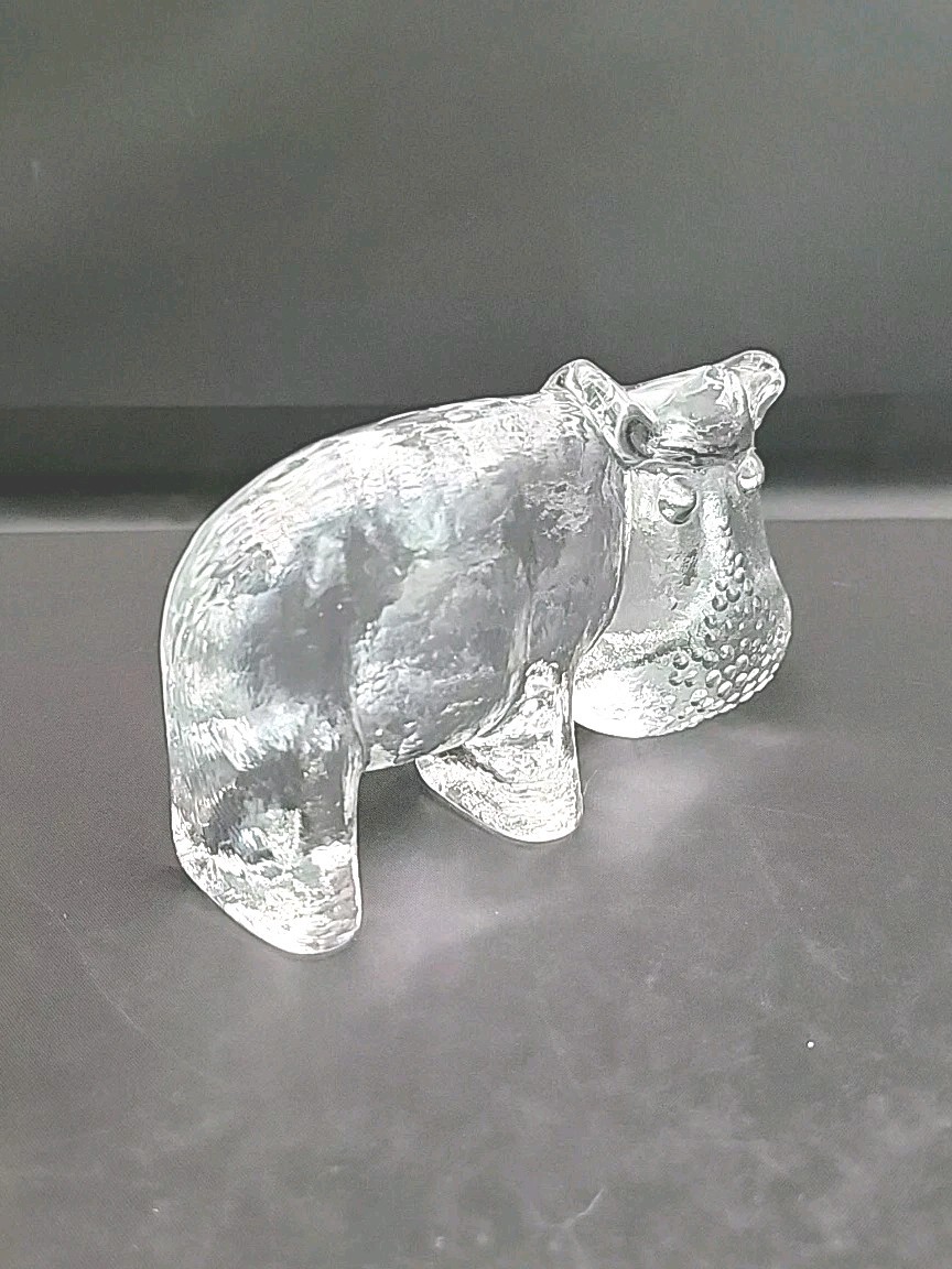 Kosta Boda Hippo Zoo Animals Art Glass Hippopotamus Bertil Vallien Paperweight