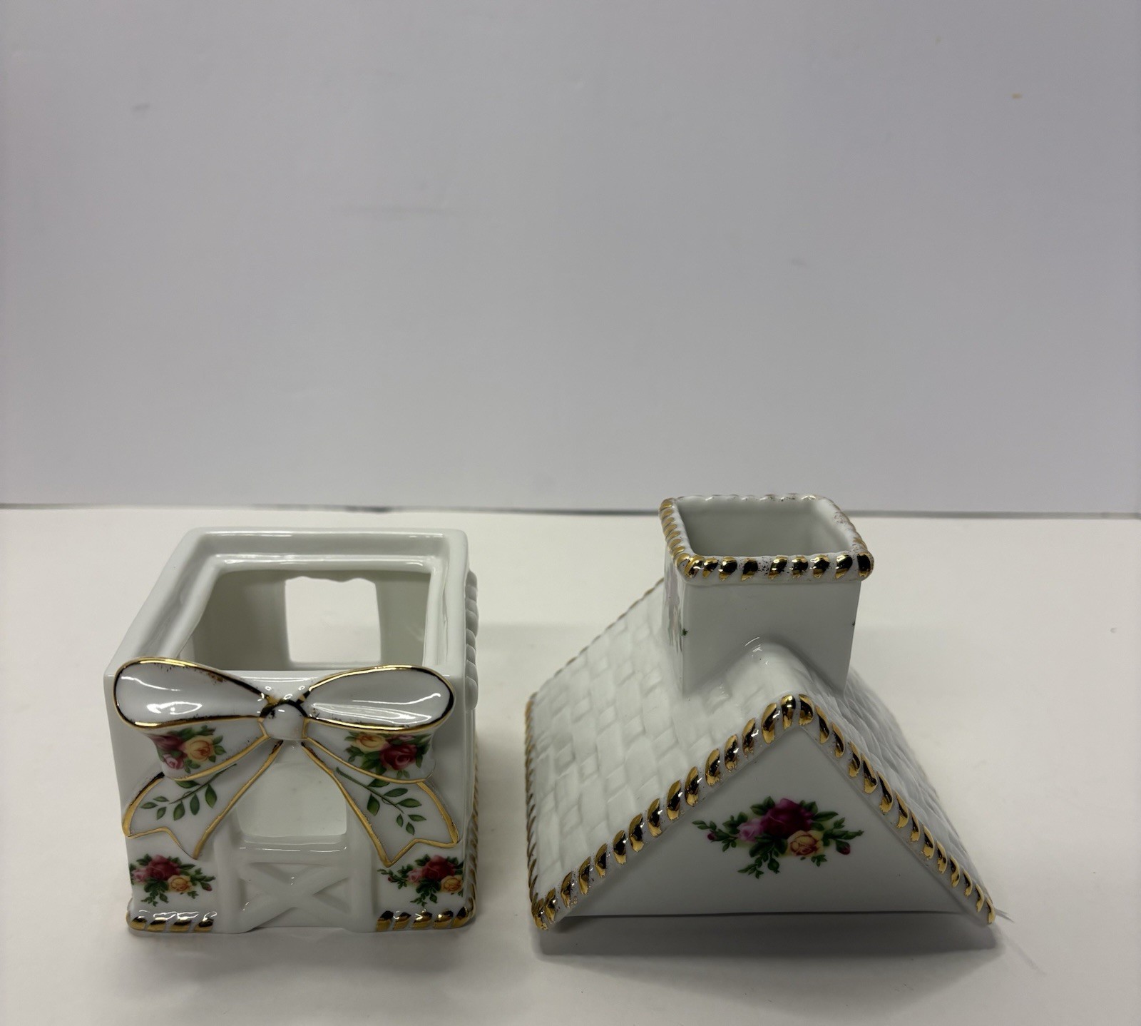 Royal Albert Old Country Roses Basketweave Cottage Votive Candle House 2 Pieces