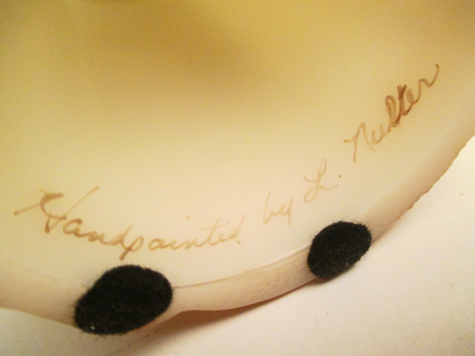 Fenton Art Glass Twining Berries #5299JX Christmas Santa Claus Hand Painted 1998