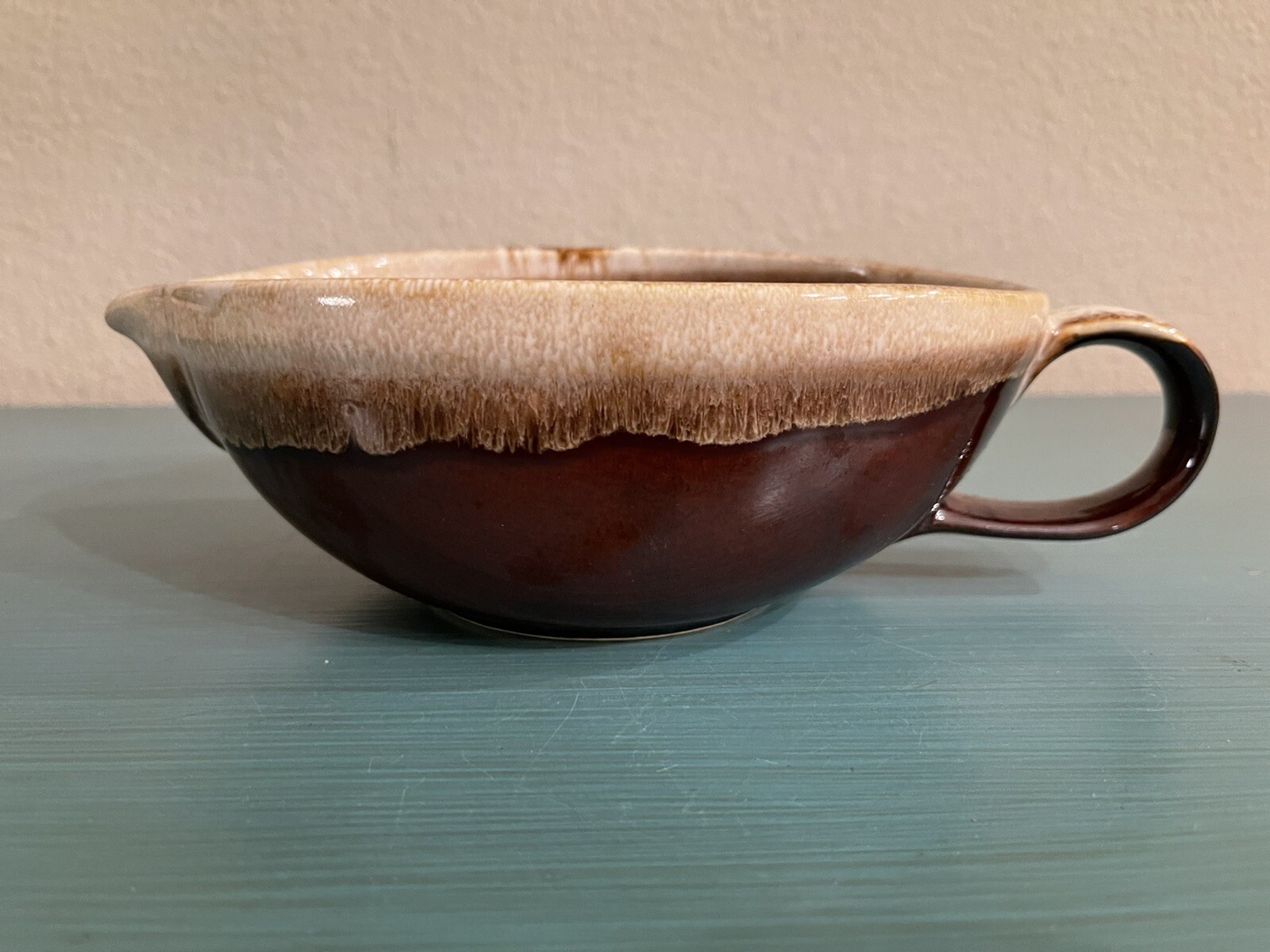 VINTAGE MCCOY POTTERY CUP BROWN AND CREAM COLOR SINGLE HANDLE