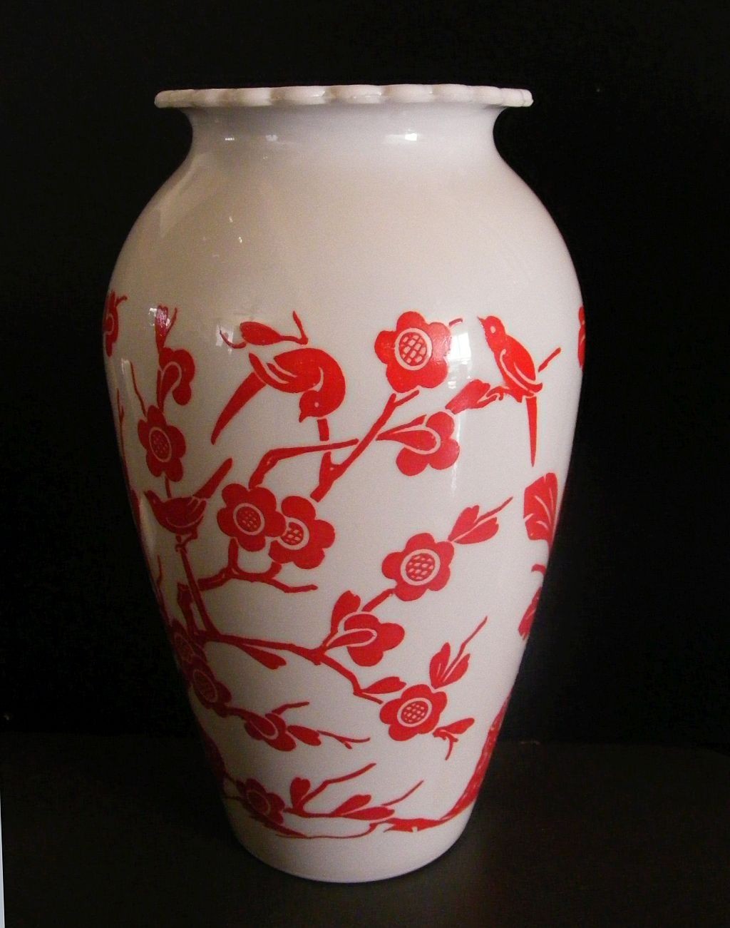 Anchor Hocking Vitrock Vase Red Birds Flowers Trees- Glows under Blk Light
