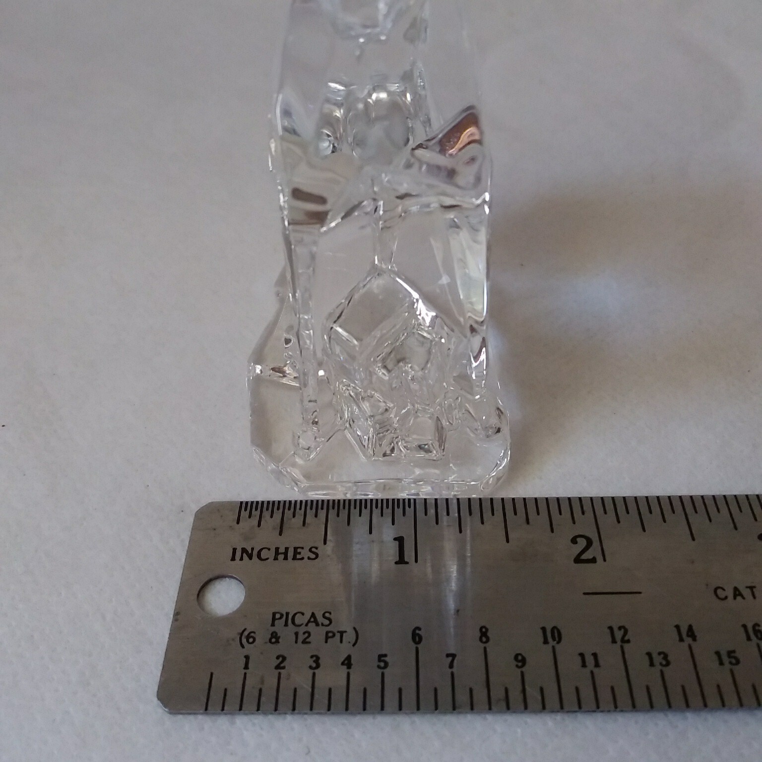 Italian Crystal Giraffe Chiseled Figurine 24% Lead Glass Made In Italy