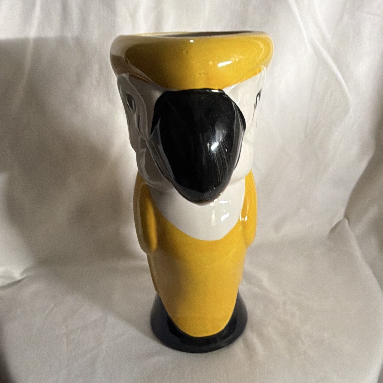 Vintage yellow ceramic parrot, Macaw Tiki mug vase mid-century Japan DW125Y
