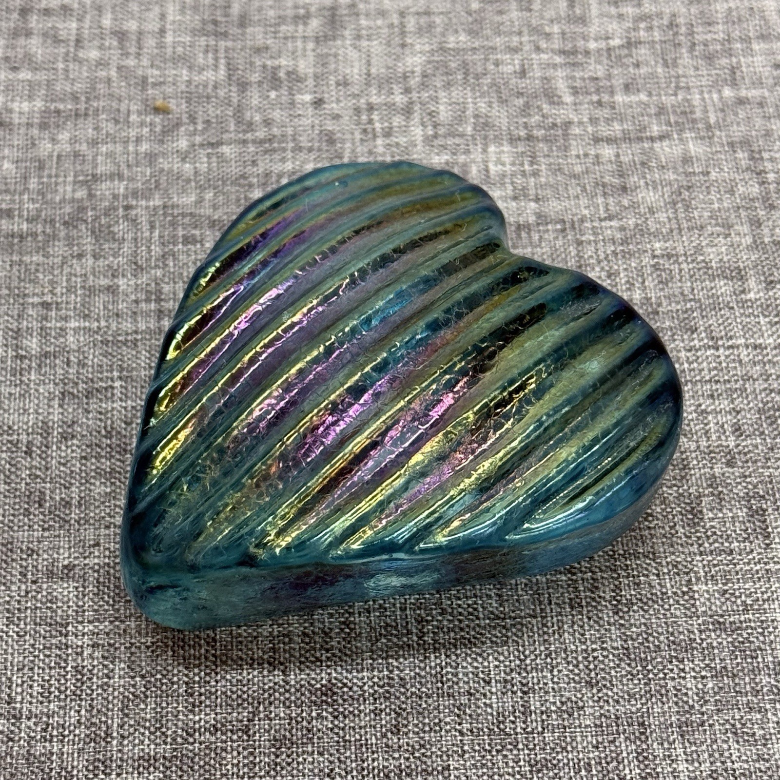 Robert Held Art Glass RHAG Blue Iridescent Striped Heart Paperweight 2.5”