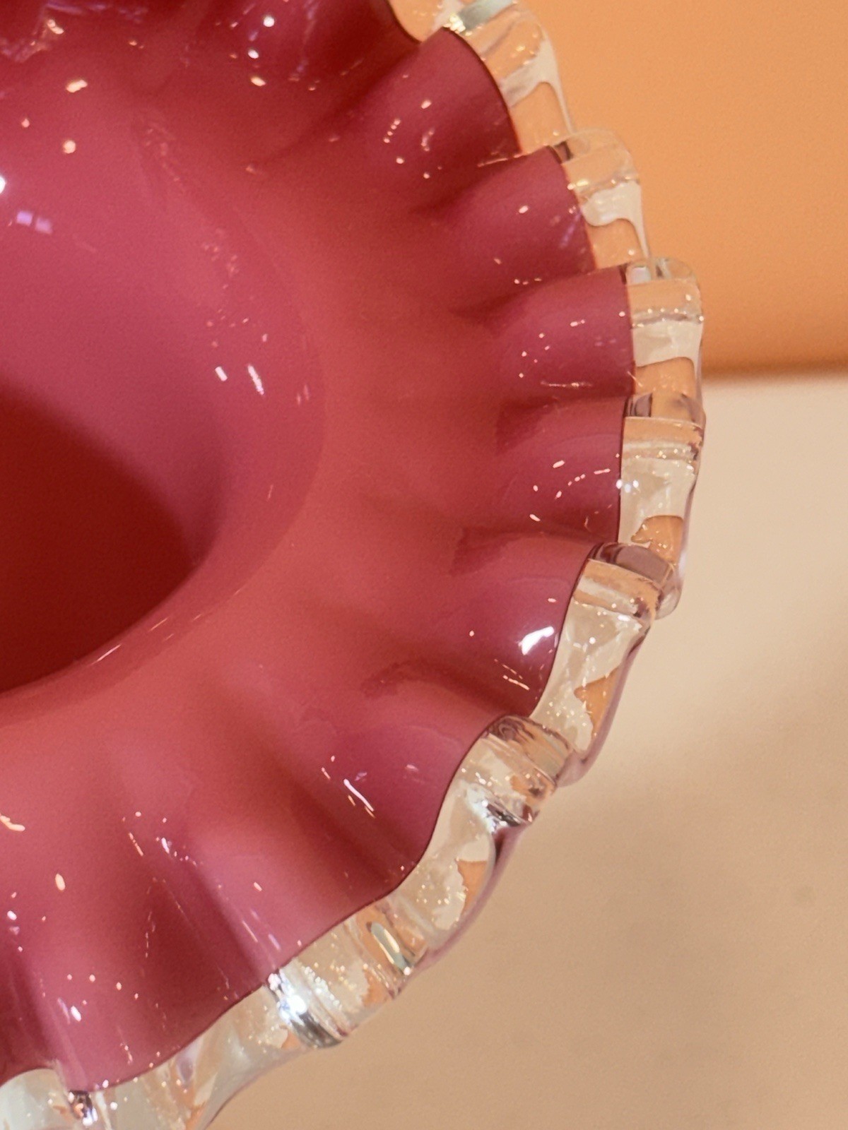 Vintage Fenton Peach Crest Jack in the Pulpit Pink and White Glass Vase 9″ MCM