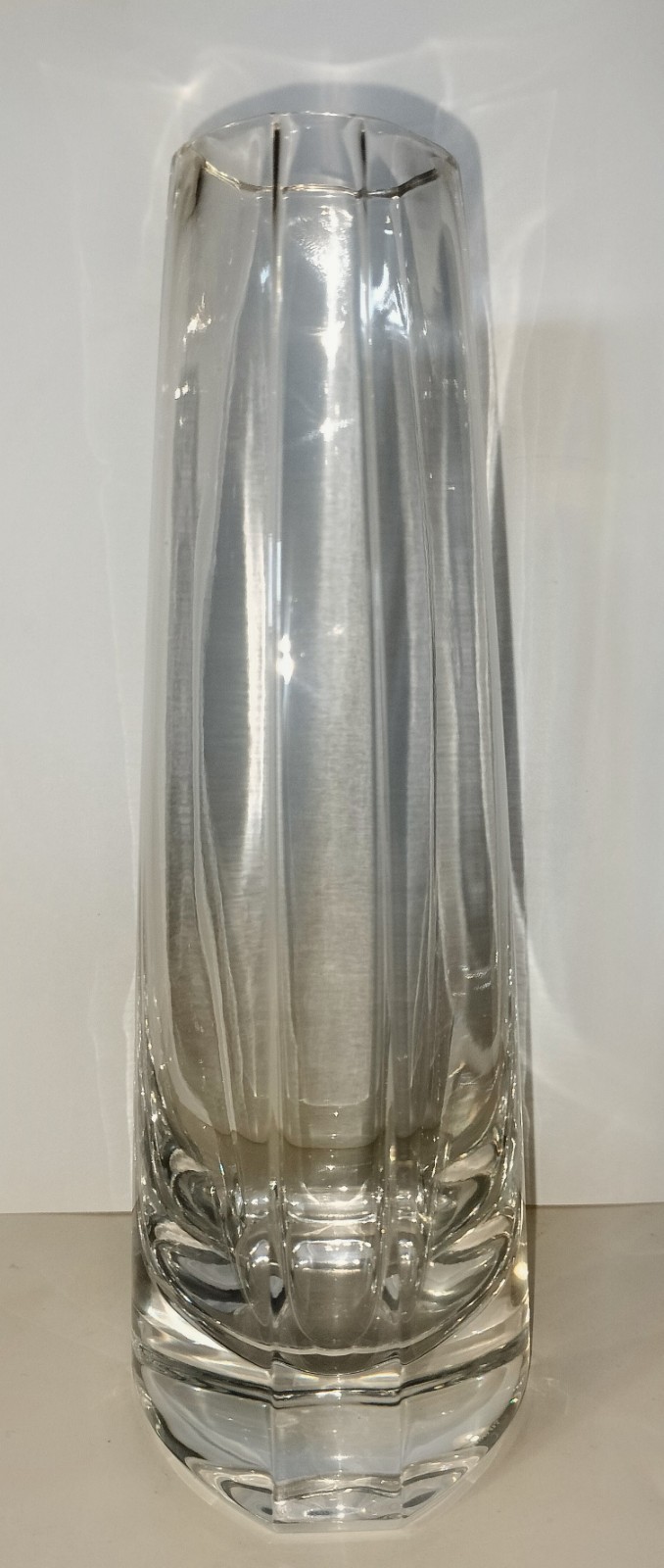 Tiffany And Co. Frank Loyd Wright 8.5″ Crystal Vase