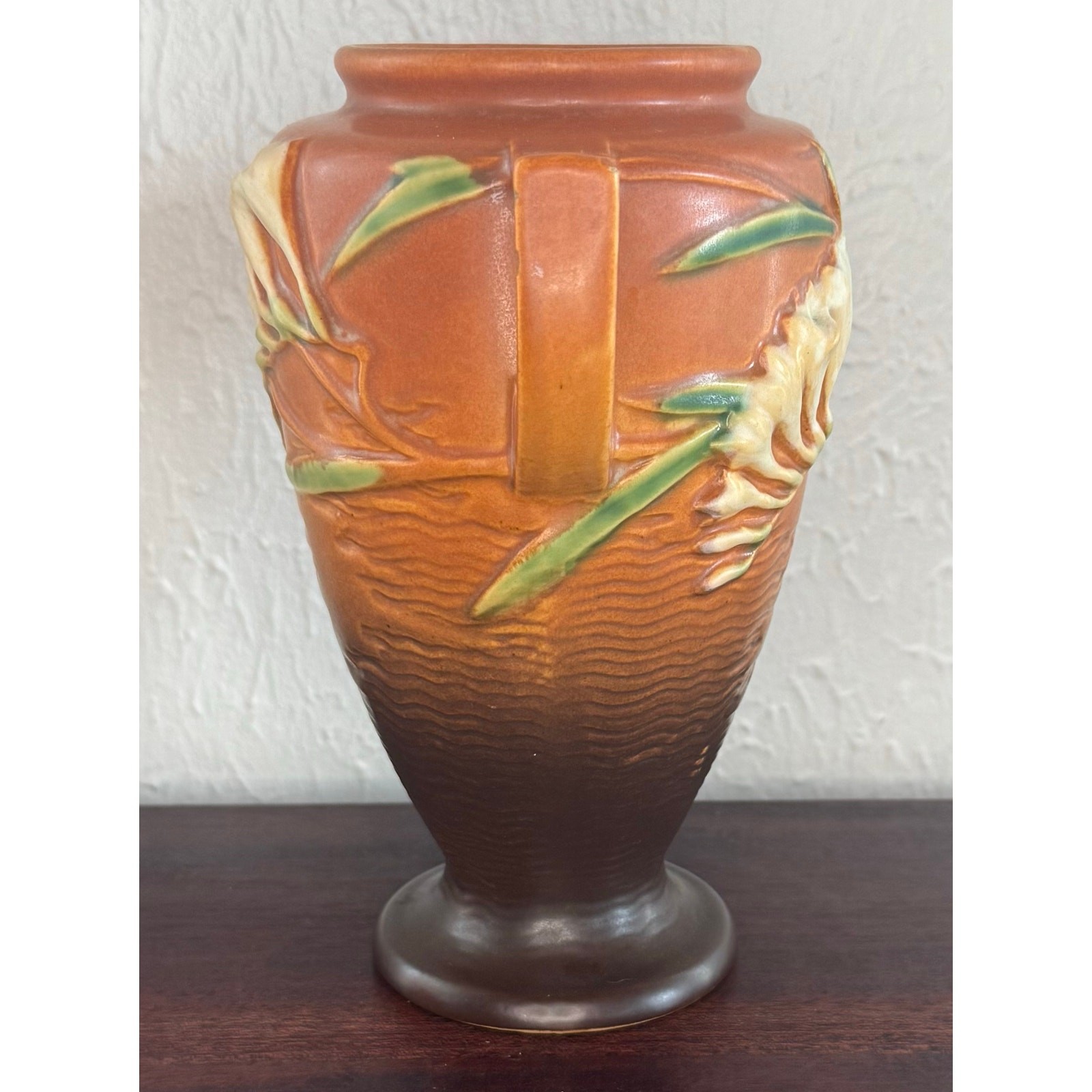 Roseville Pottery Freesia 121-8 Double Handled Vase Brown