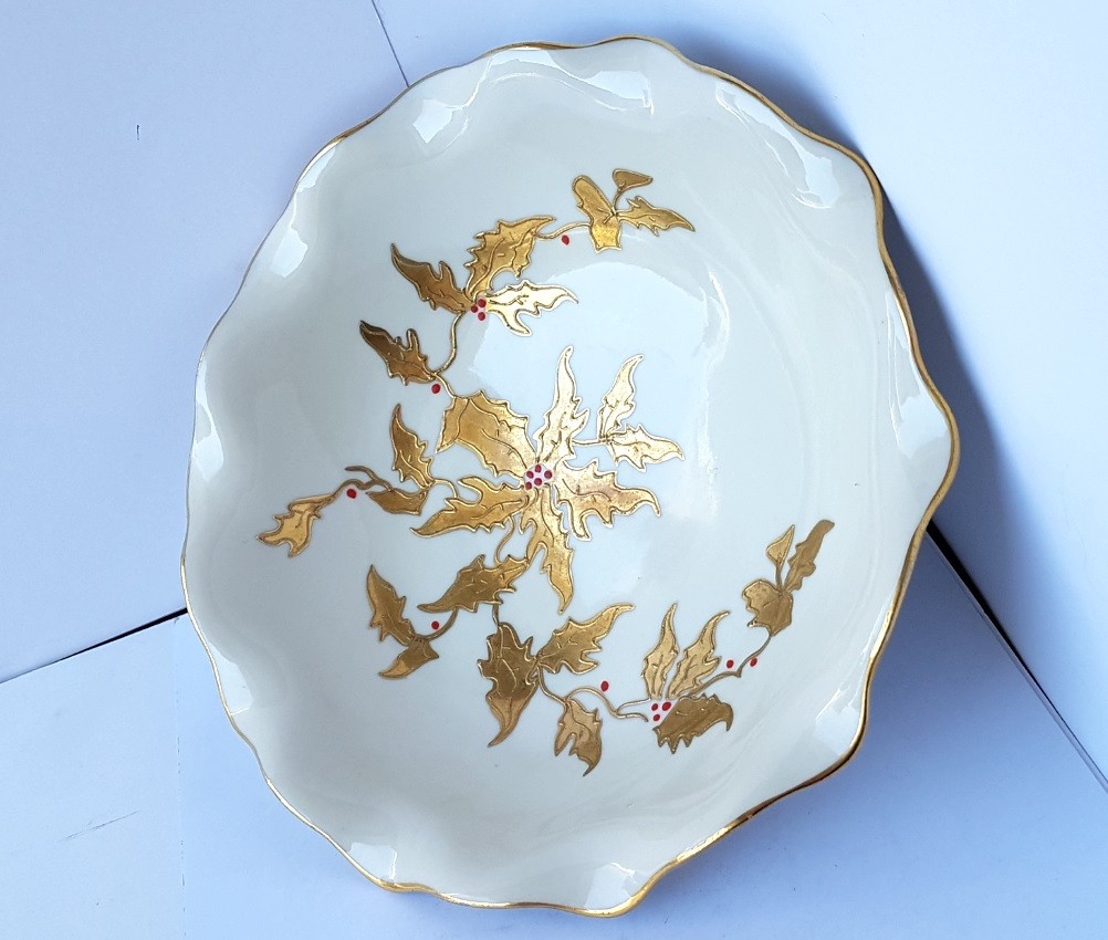Porcelain Bowl, Gold, Ilmenau, around 1935 M399