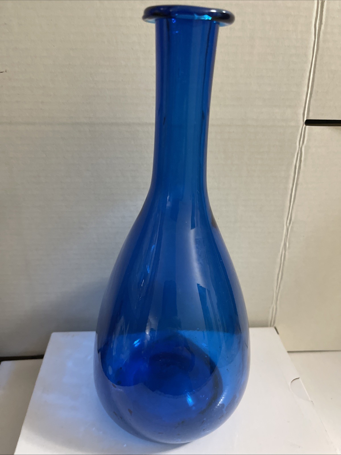 Blenko Williamsburg Restoration Sapphire Blue Glass Vase Wine Bottle