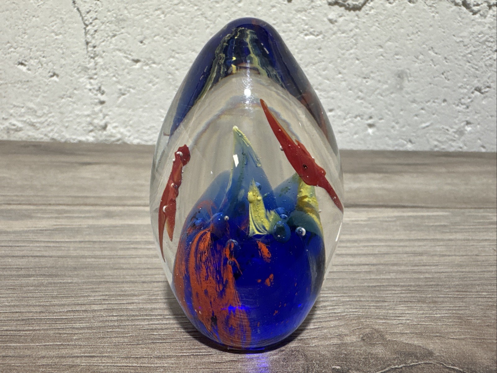 Art Glass Paperweight Egg Yellow Res Blue Swirls Controlled bubbles 3.5″ Tall