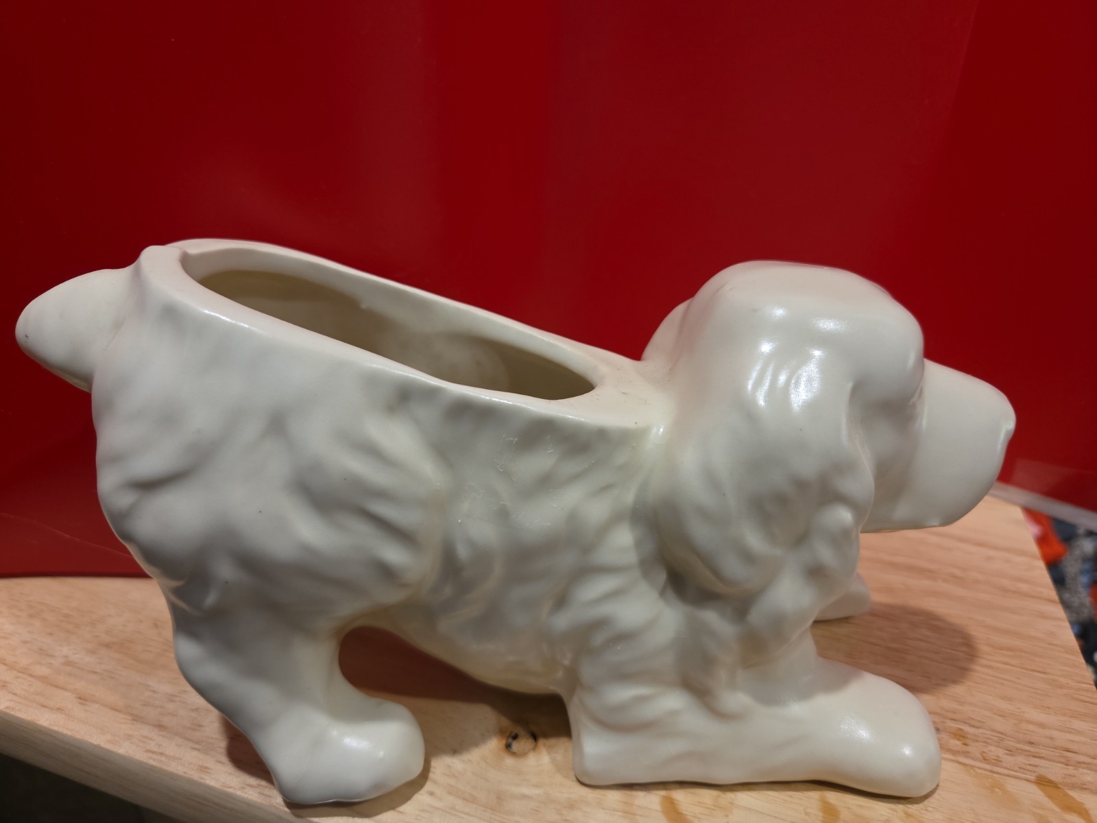 Vintage 1960’s USA Pottery Ivory Labrador/Golden Planter 9″L X 4″ H