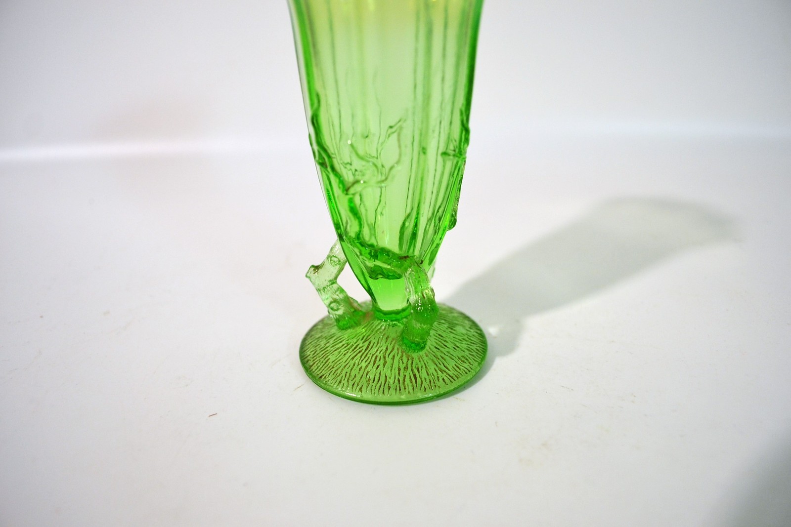 Antique Northwood GREEN OPALESCENT Twig Vase 4.5 Inches