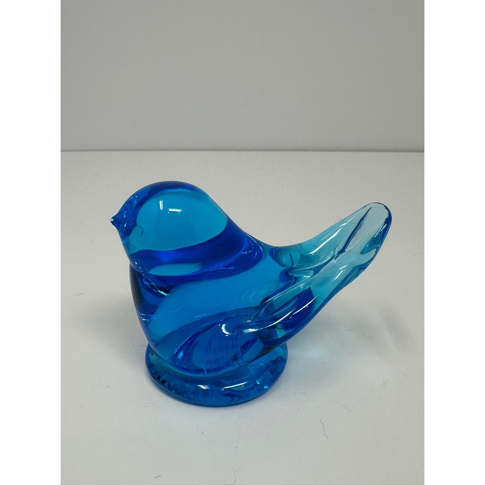 Leo Ward 1992 Bluebird of Happiness Art Glass Figurine Cobalt Blue Bird A1