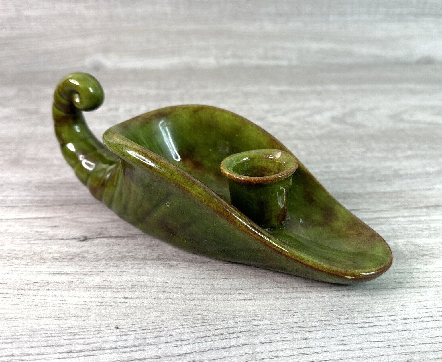 Vintage Unbranded Cornucopia Horn Candle Holder Green & Brown