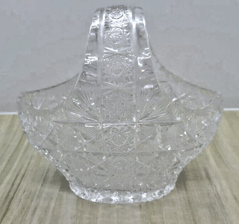 CRYSTAL BOHEMIA CZECH REPUBLIC Hand Cut 24% Lead Crystal Basket Queen Lace Gift
