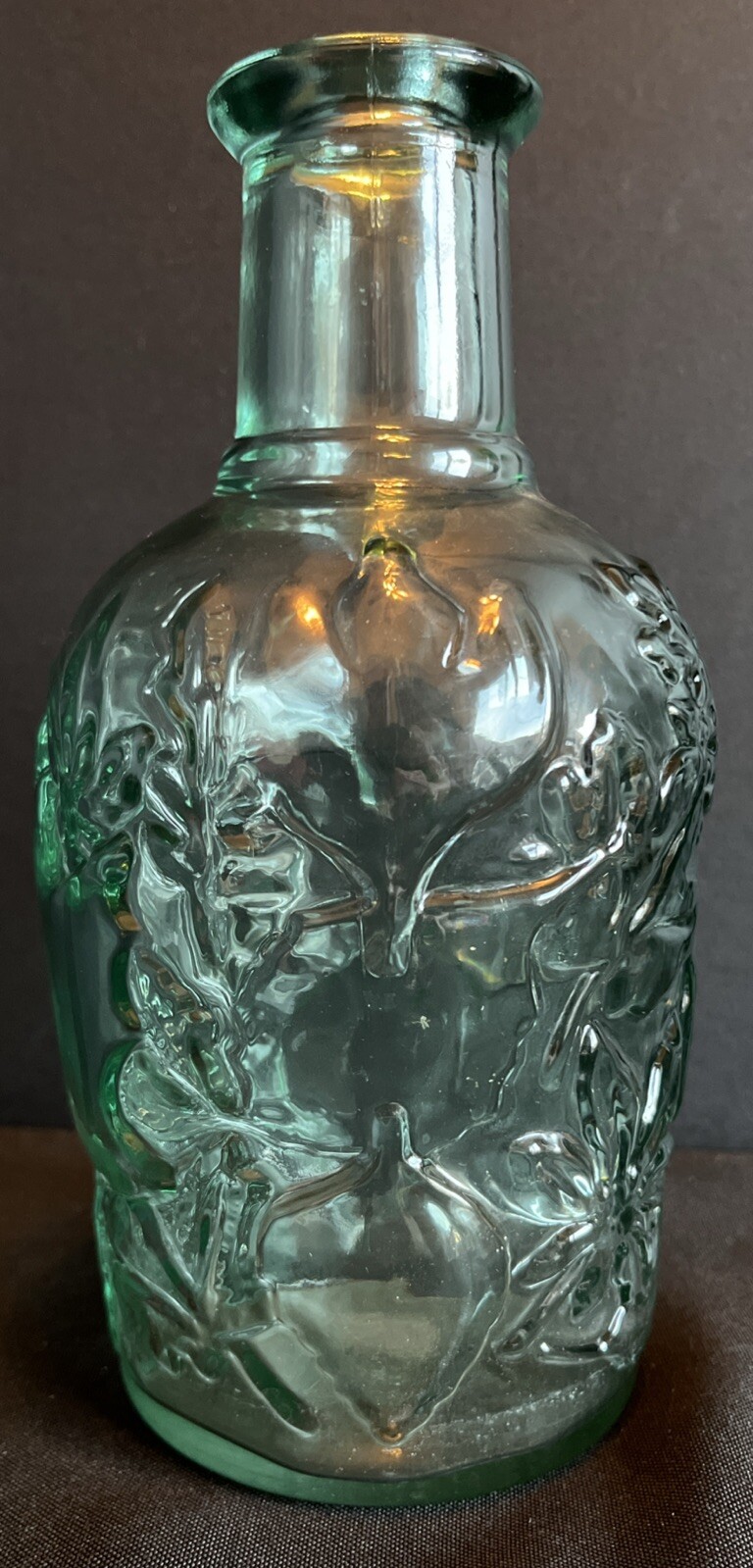 VINTAGE Libbey of Canada Green Glass Maple Leaf Embossed Bottle Decanter