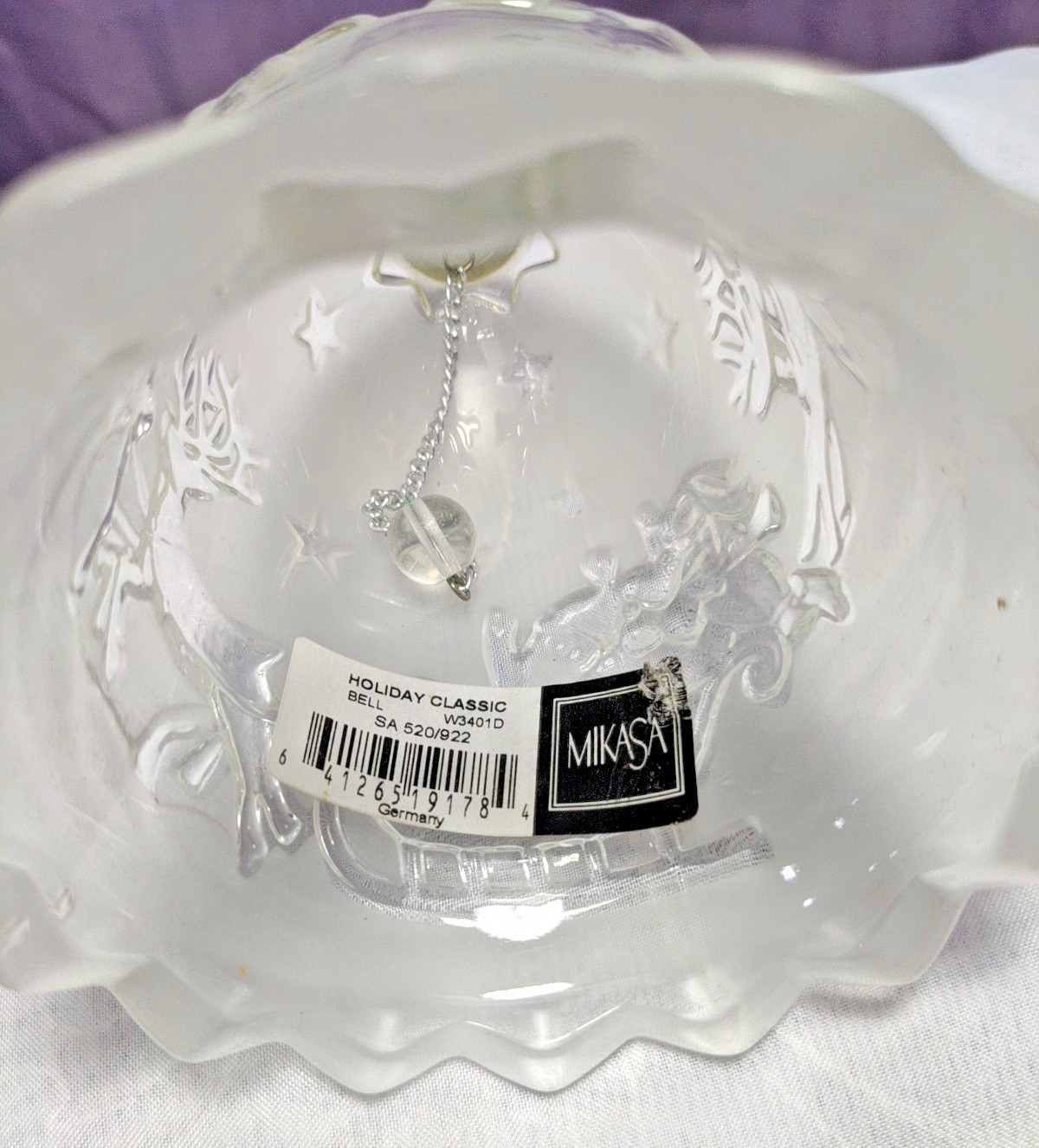 MIKASA HOLIDAY LIGHTS 5 1/2″ Glass Christmas Bell In Original Box