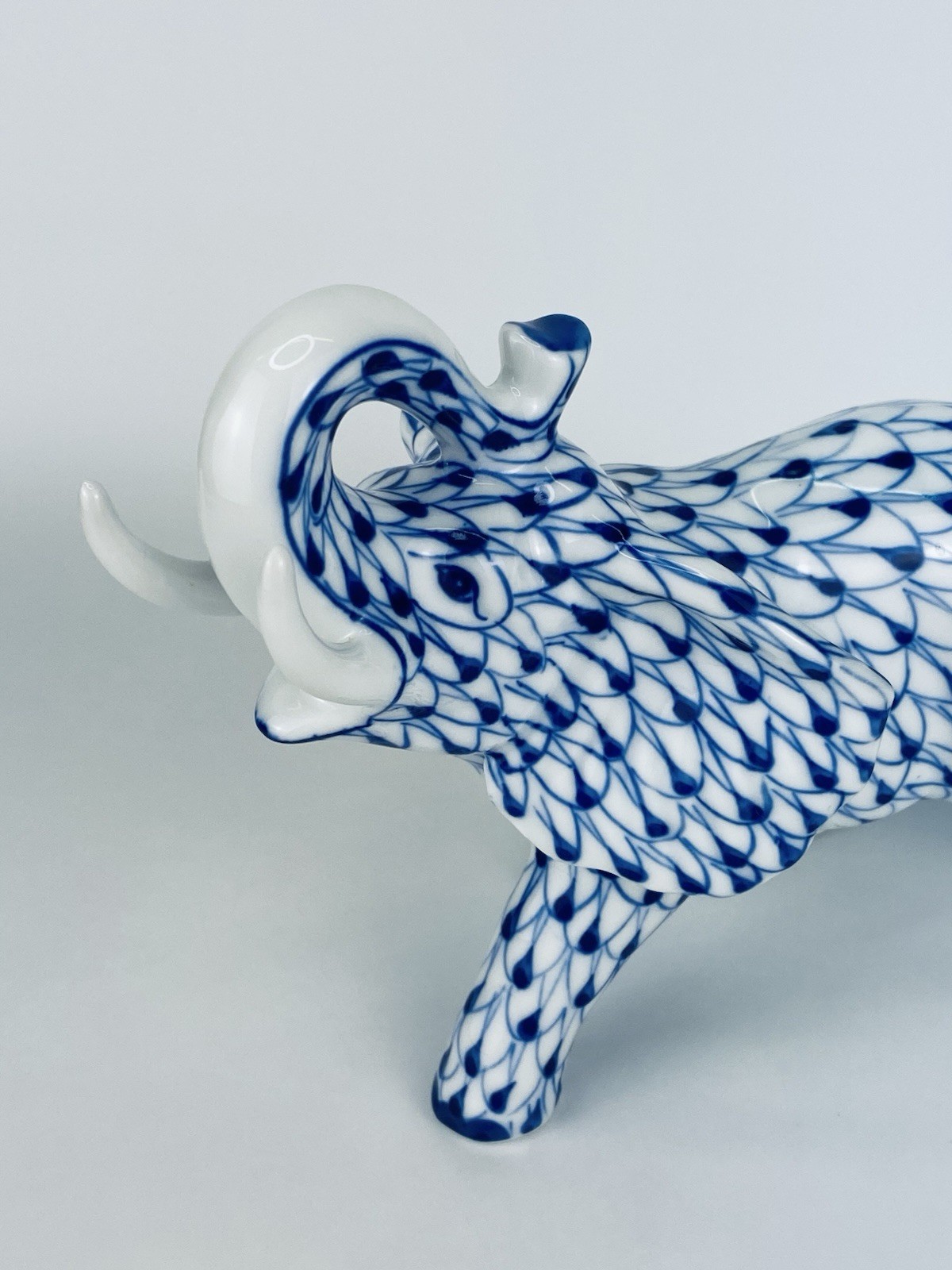 Andrea by Sadek Blue White Elephant Figurine Fishnet Herend Style 6.5″