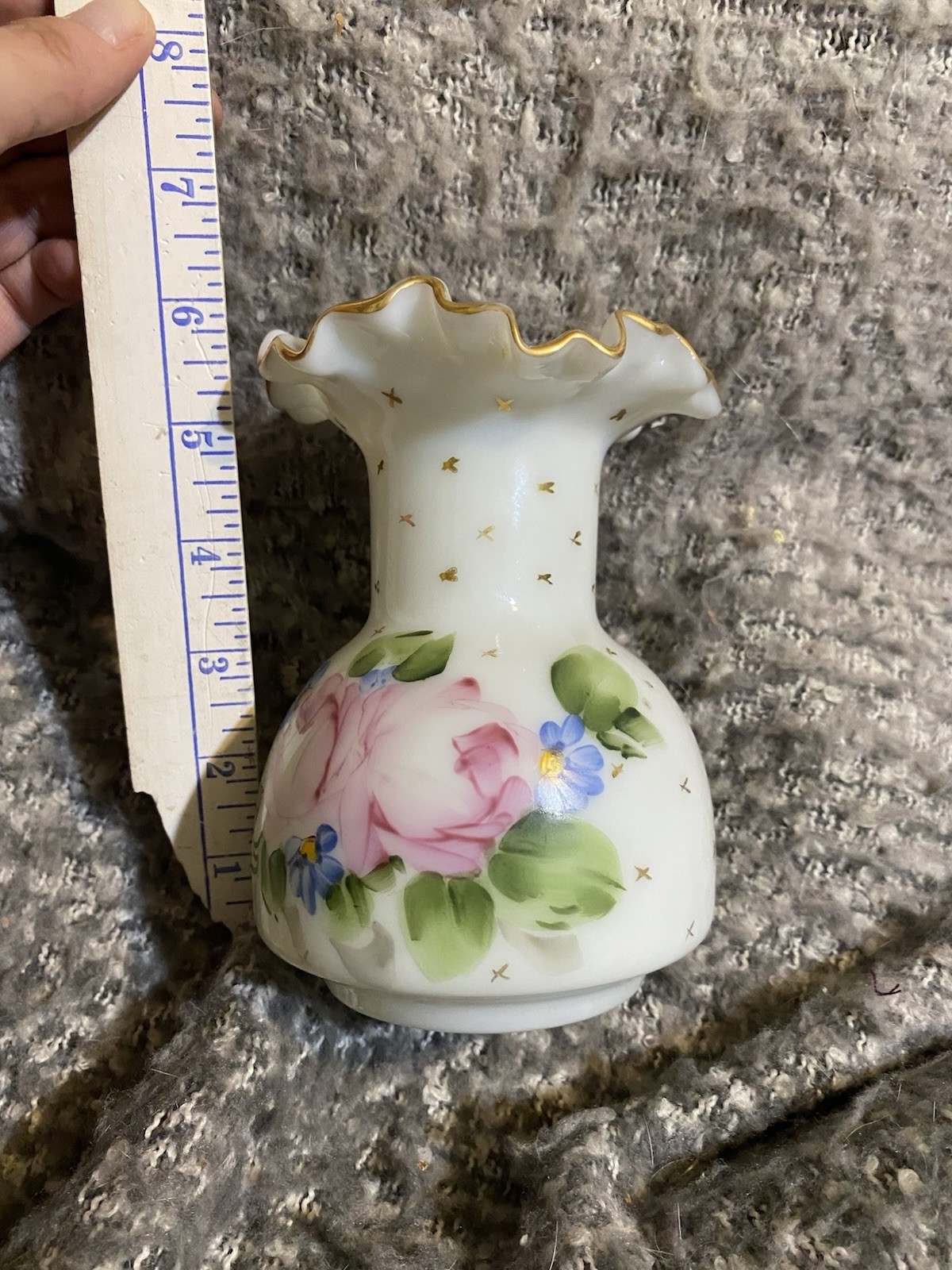 Fenton Art Glass Charleton Roses Ruffled Milk Glass Bud Vase c1940-1959 USA 5.5″