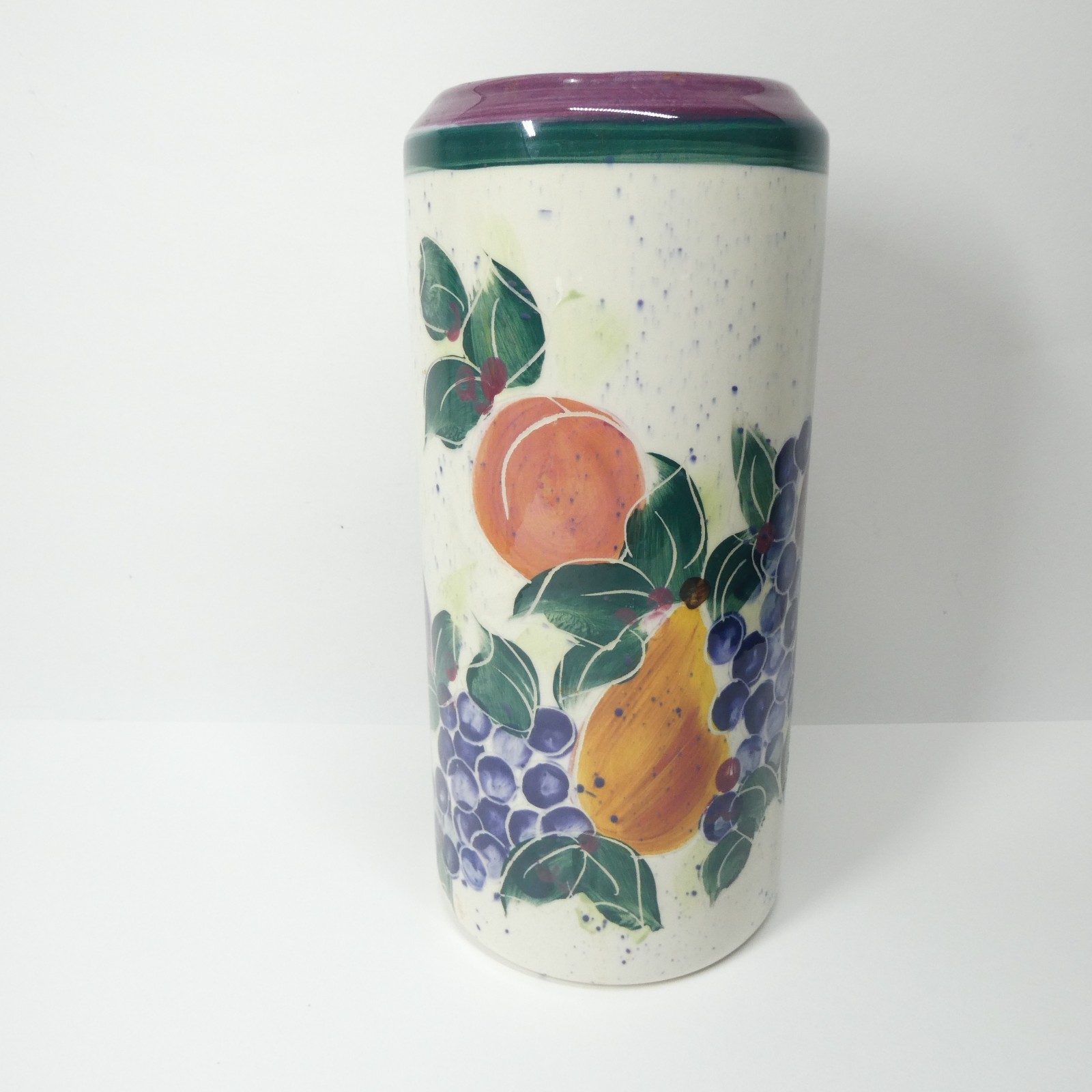 Backsplash White Salmon WA Art Pottery Julie Ueland Utensil Jar 2002 Fruit