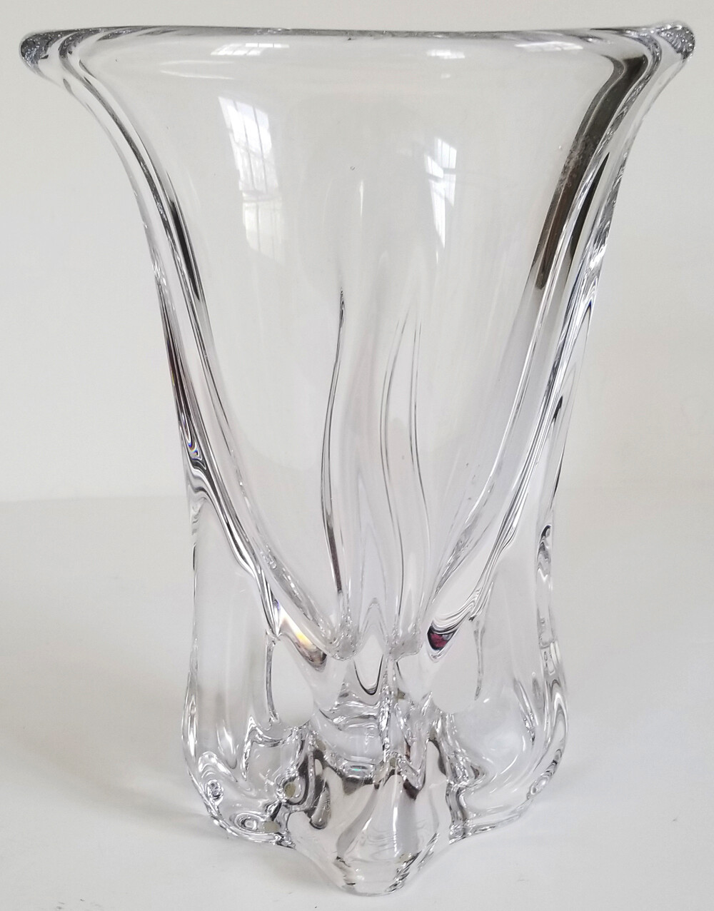 ART VANNES lead crystal LE CHATEL trumpet footed 9.25″ tall VASE signed